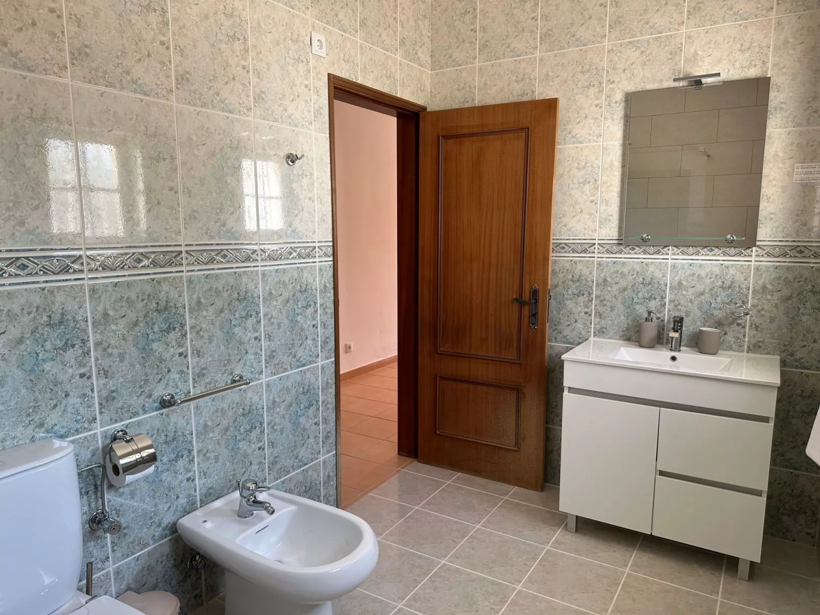 Anwesen mit eigenem Pool-Drinnen