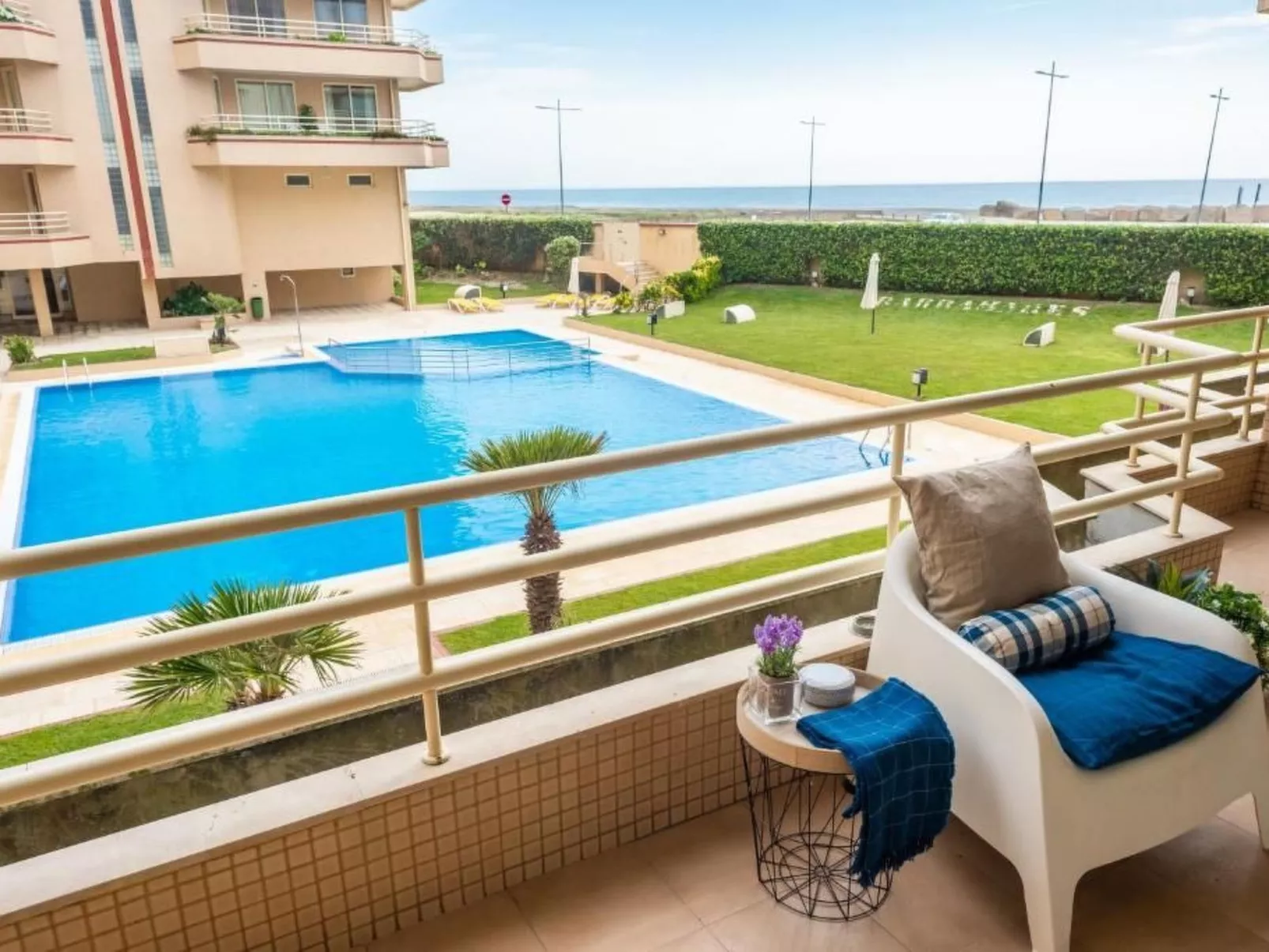 Meerblick Erste Linie mit 2 Pools 4-Draußen