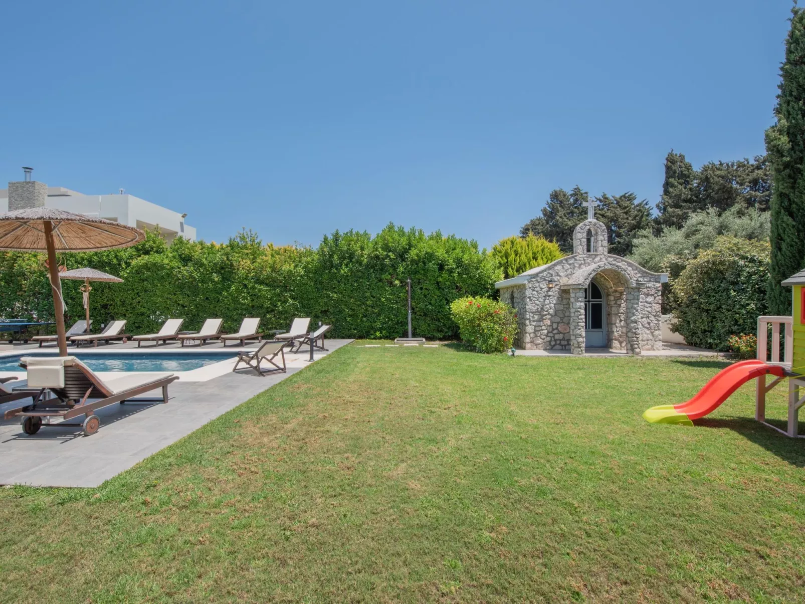 Luxuriöse Ferienvilla Elena-Dehors