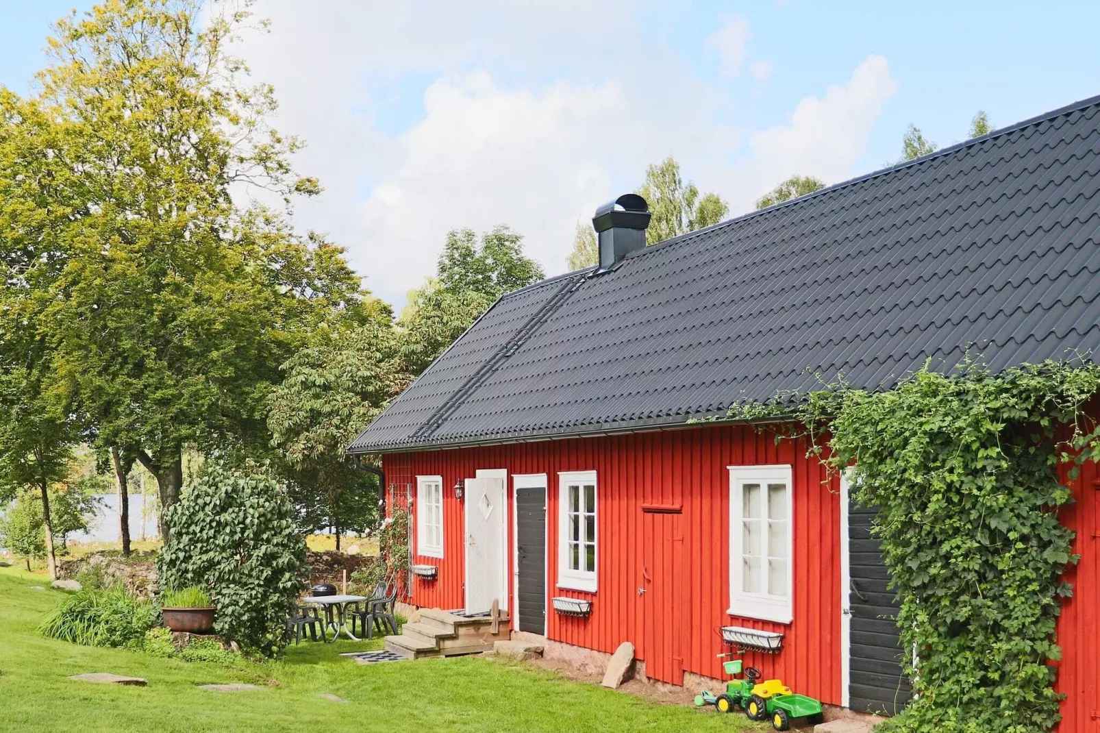 4 person holiday home in UNNARYD-By Traum