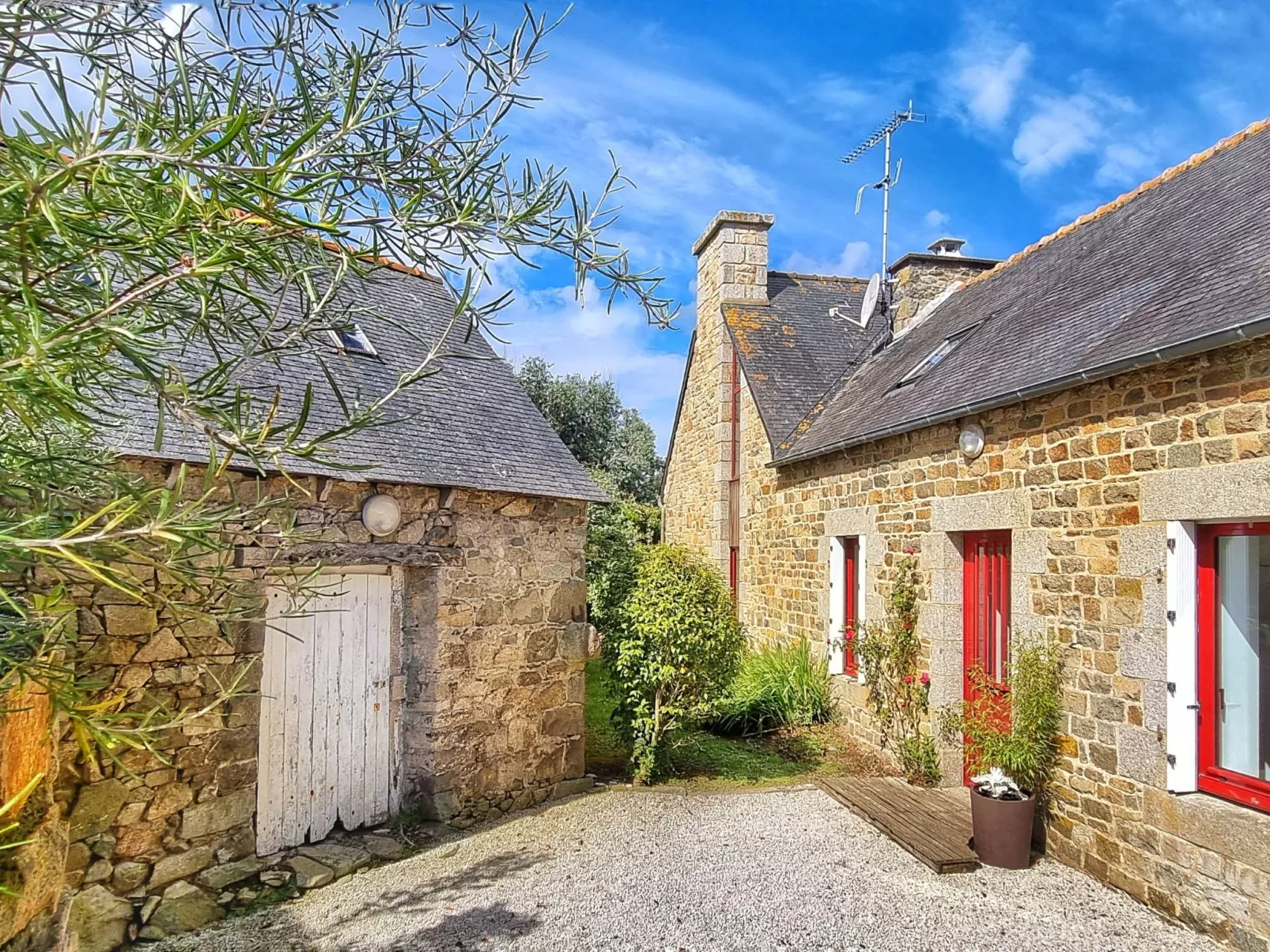 Villa Kermohic-Outside