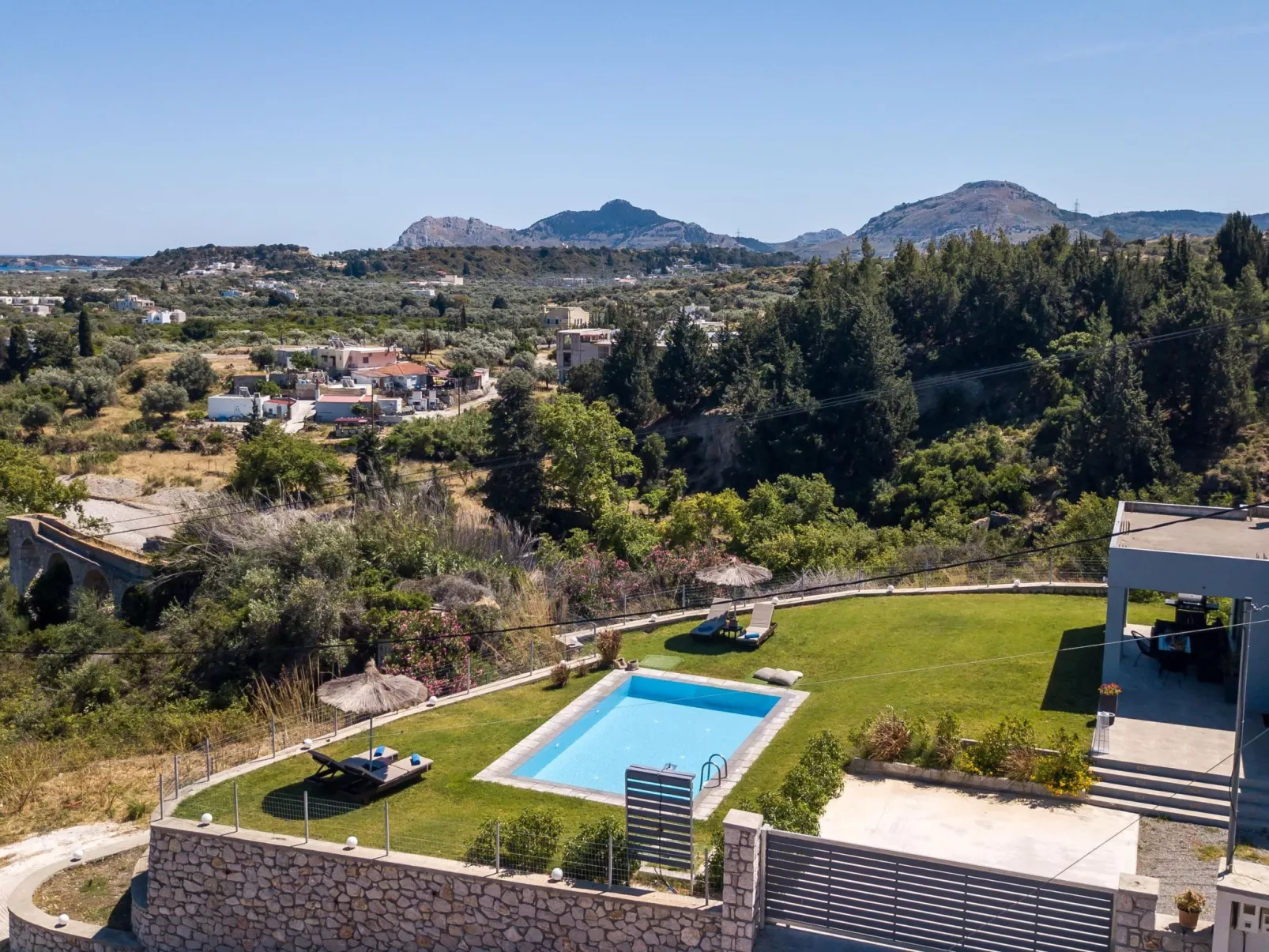 Hohe Aussicht Villa-Outside