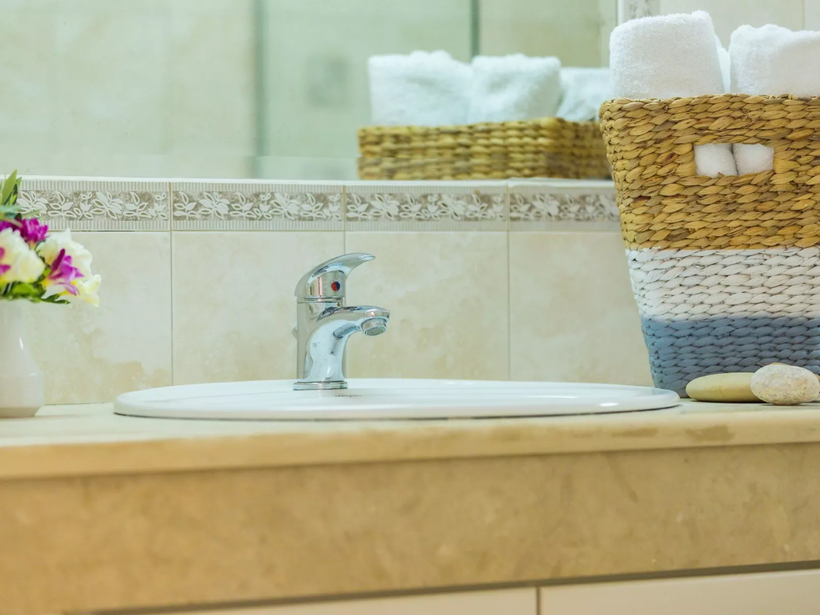 Familienvilla mit Pool, Garten, Spielplatz und BBQ-Dedans