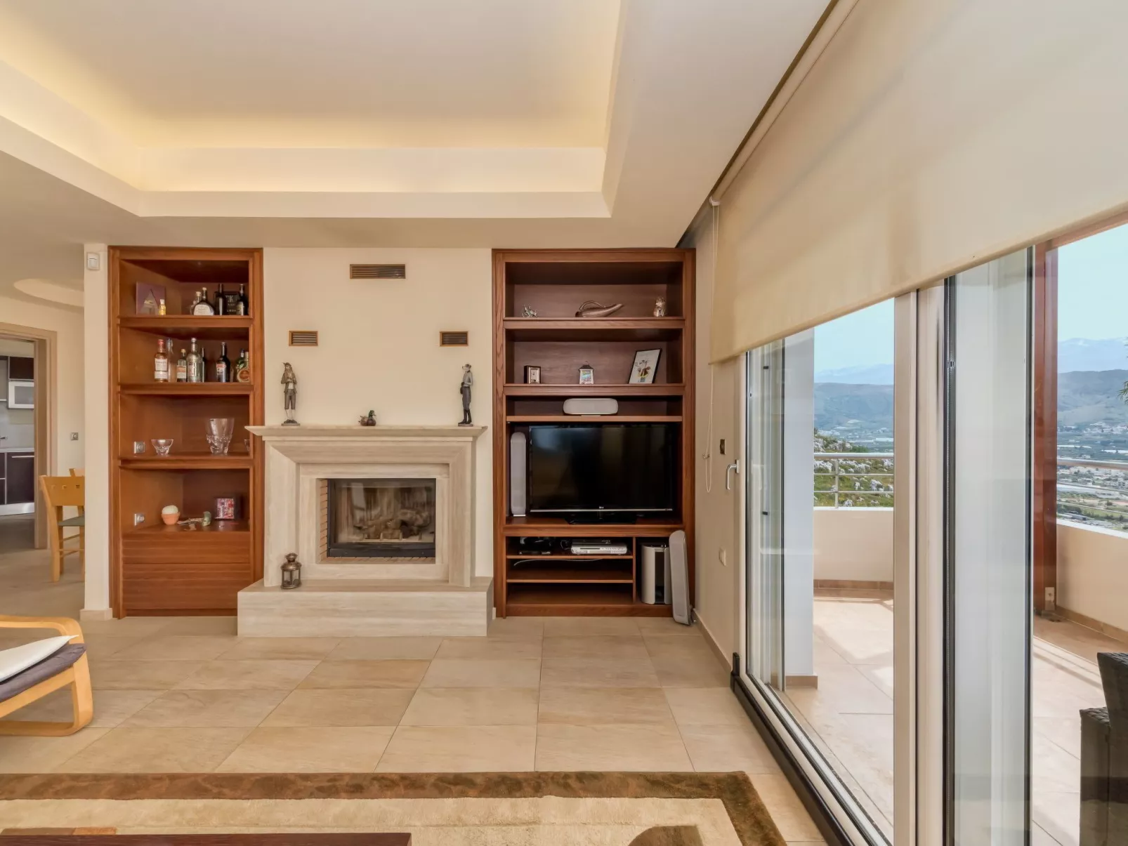 Karmilos Hill Villa - absolute Privatsphäre-Dedans