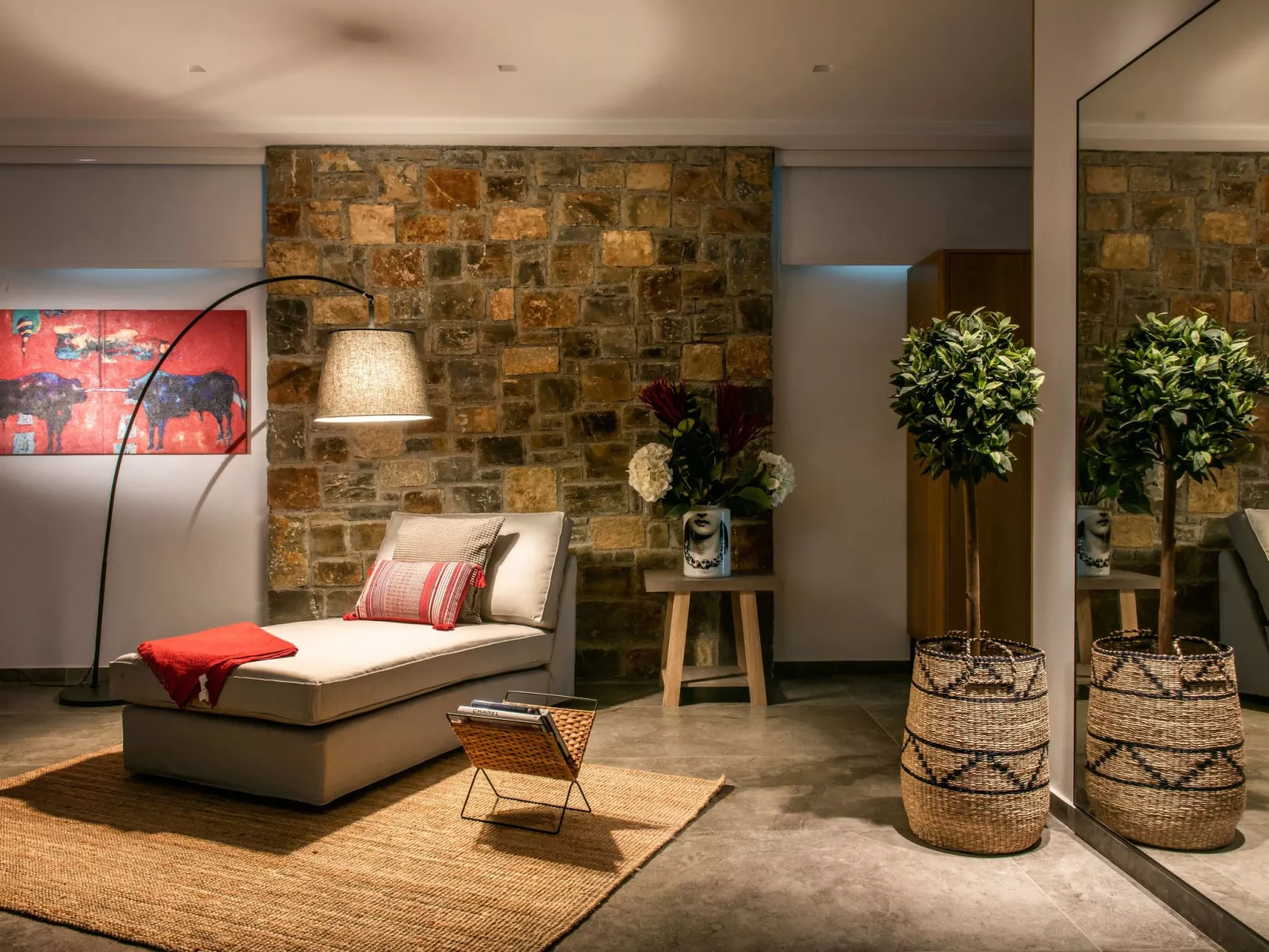 Luxuriös gestaltete Villa mit privatem Pool-Drinnen