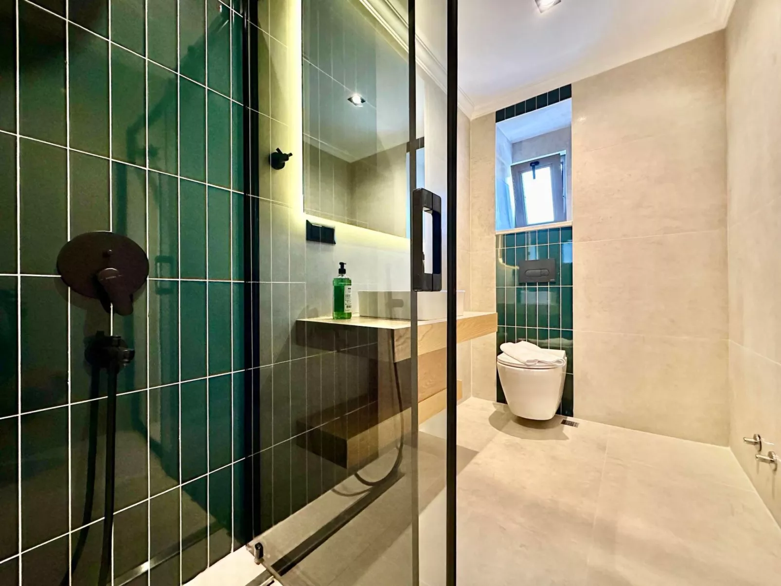 Moderne Luxusvilla für bis zu 12 Personen