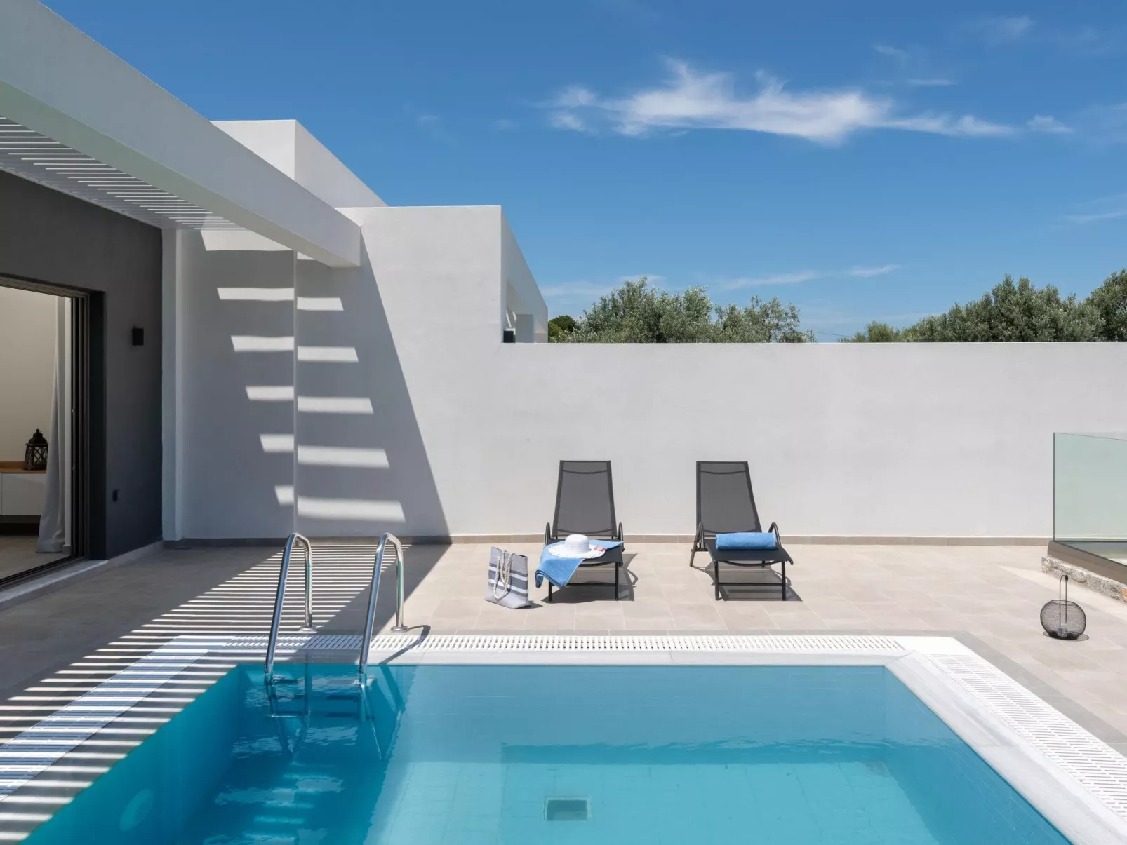 Armonia suites - Christos suite