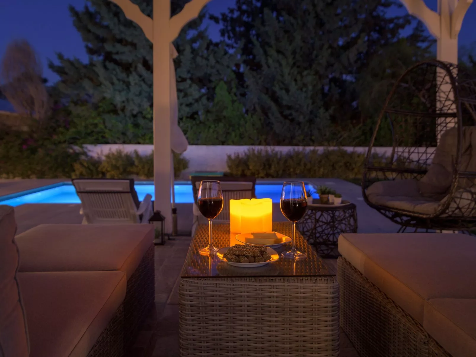 WEISSES HAUS-Image-tags.info