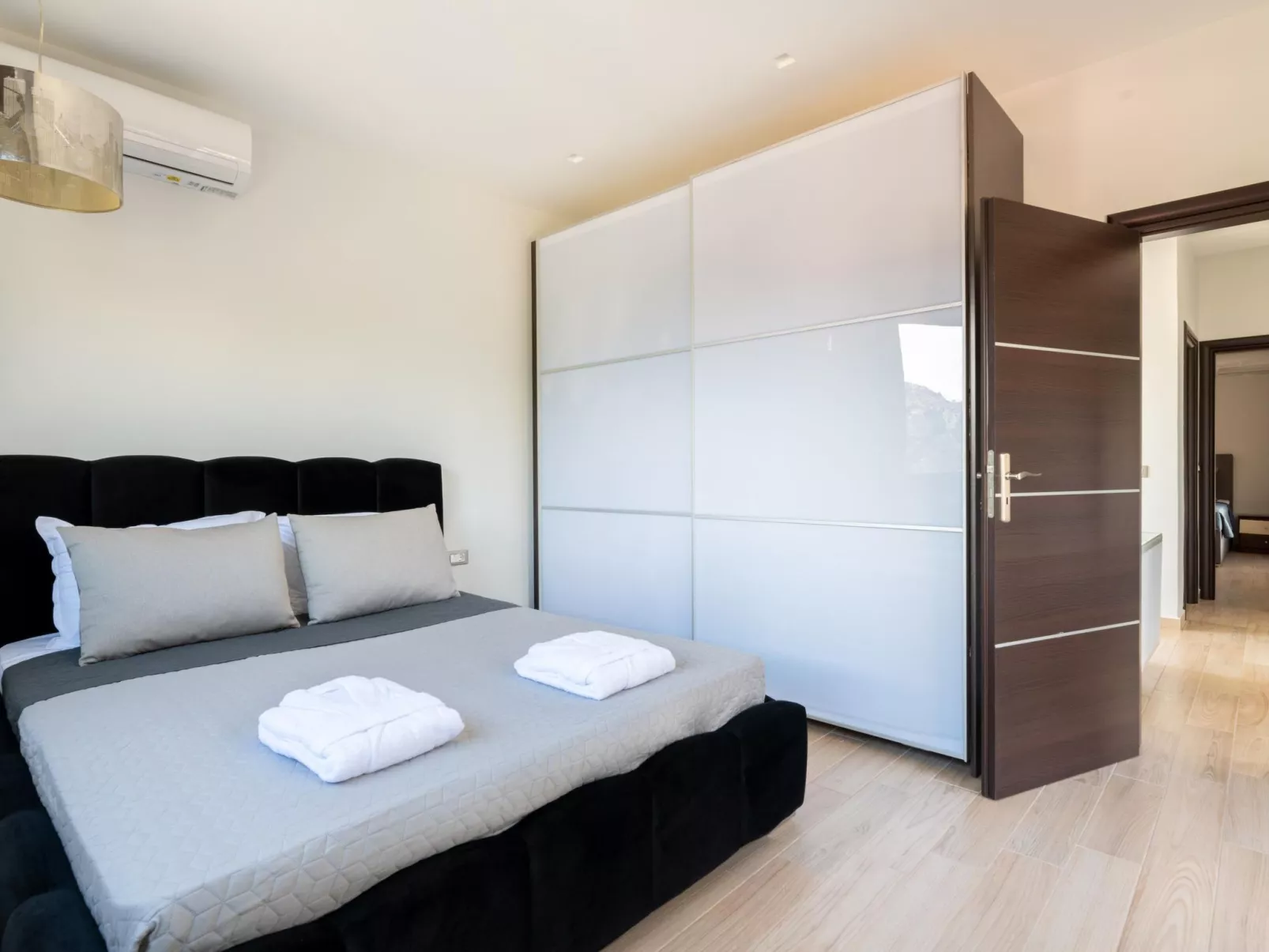 Physis Luxus-Villa-Inside