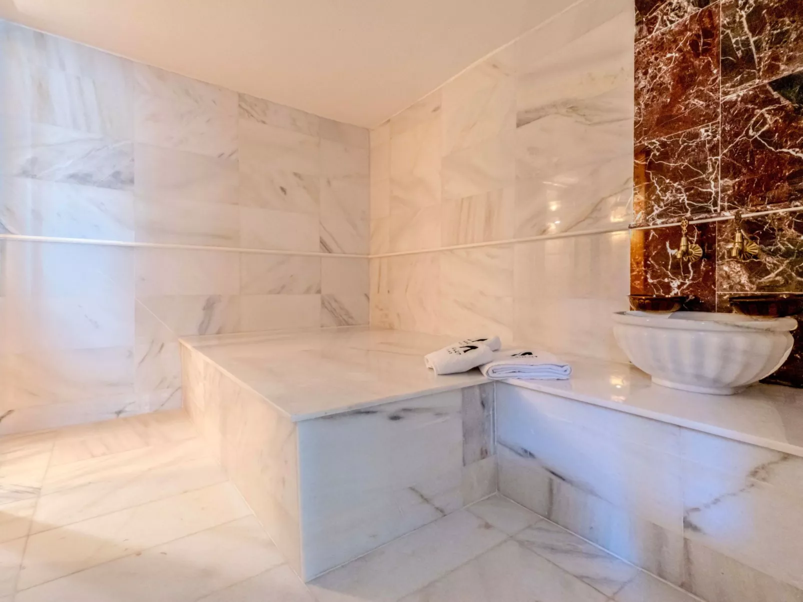 ABK 2-Image-tags.info