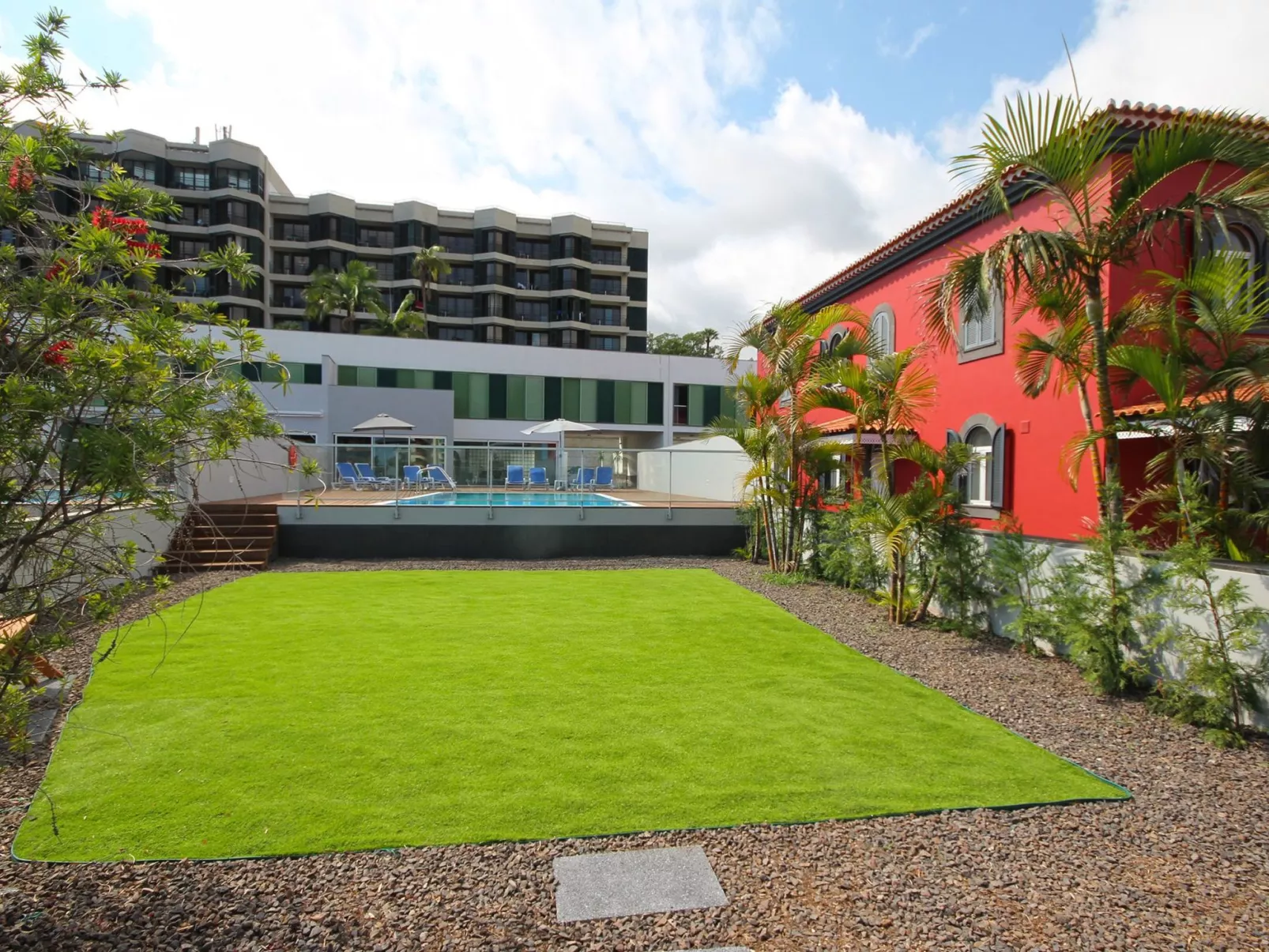 Villa Quinta Nogueira IV-Image-tags.info