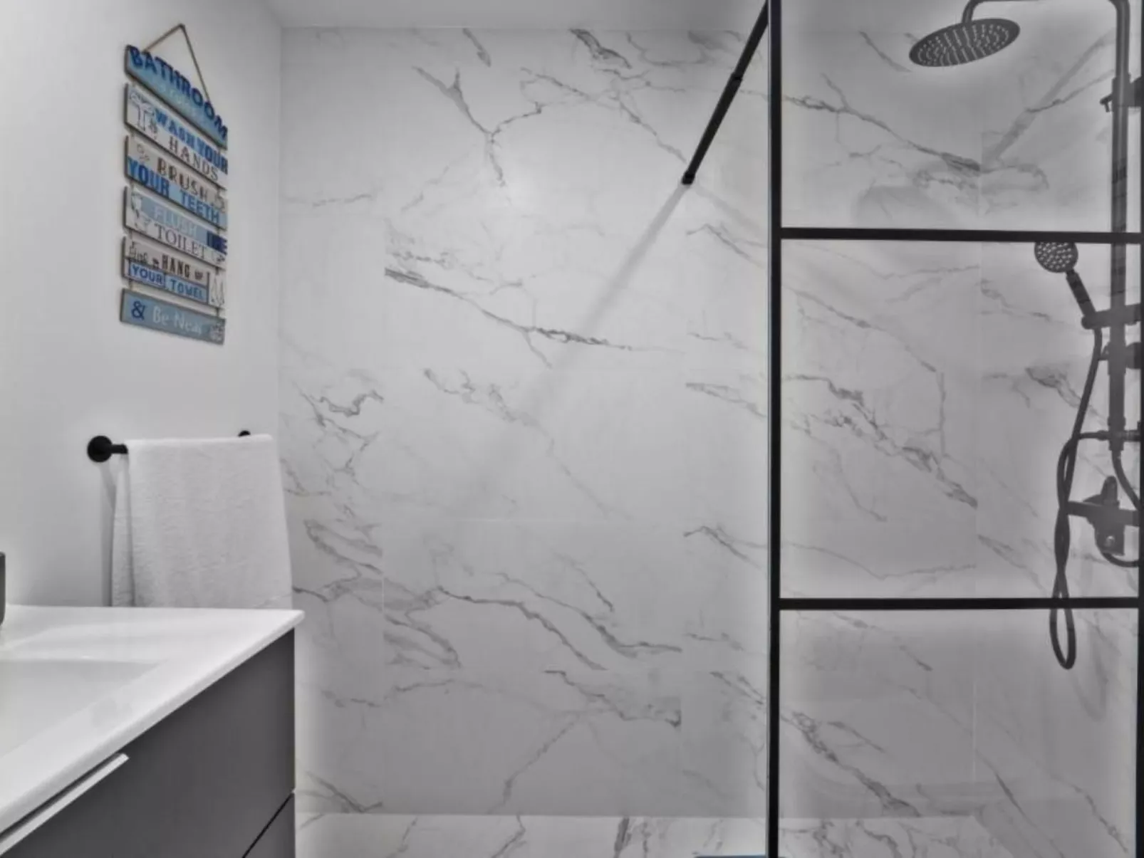 "Telvina House" mit eigenem Garten-Image-tags.info