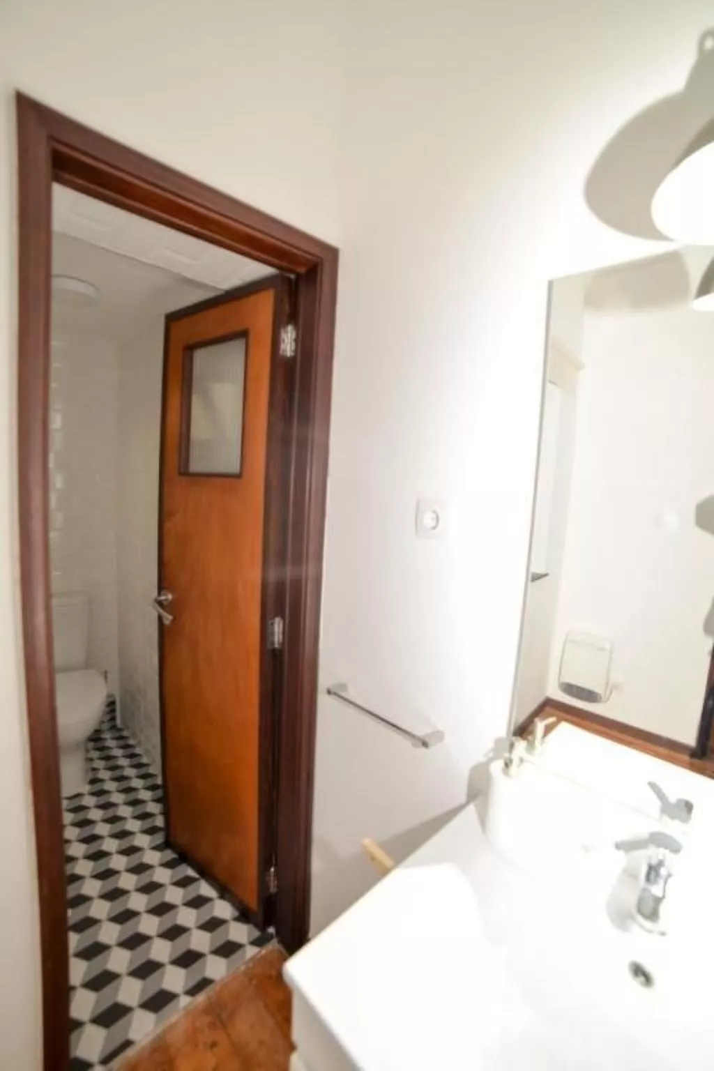 Traditionelles Haus am Meer-Drinnen