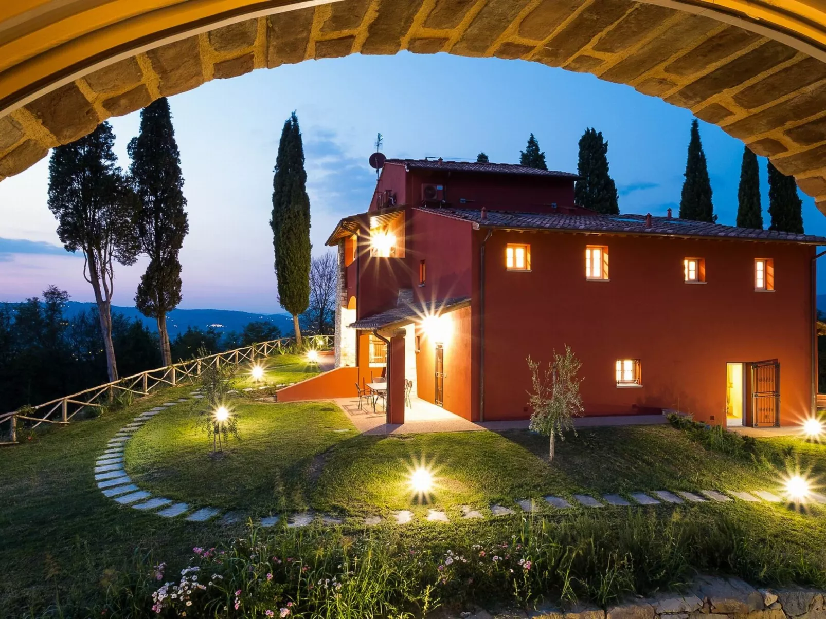 'Cypress T4 rota'-Outside