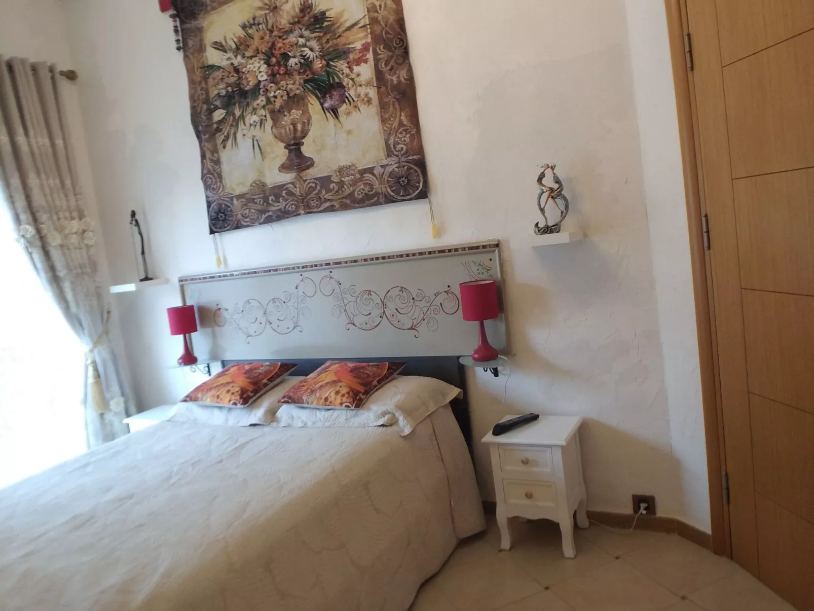 "Villa Sculpture" mit Terrasse