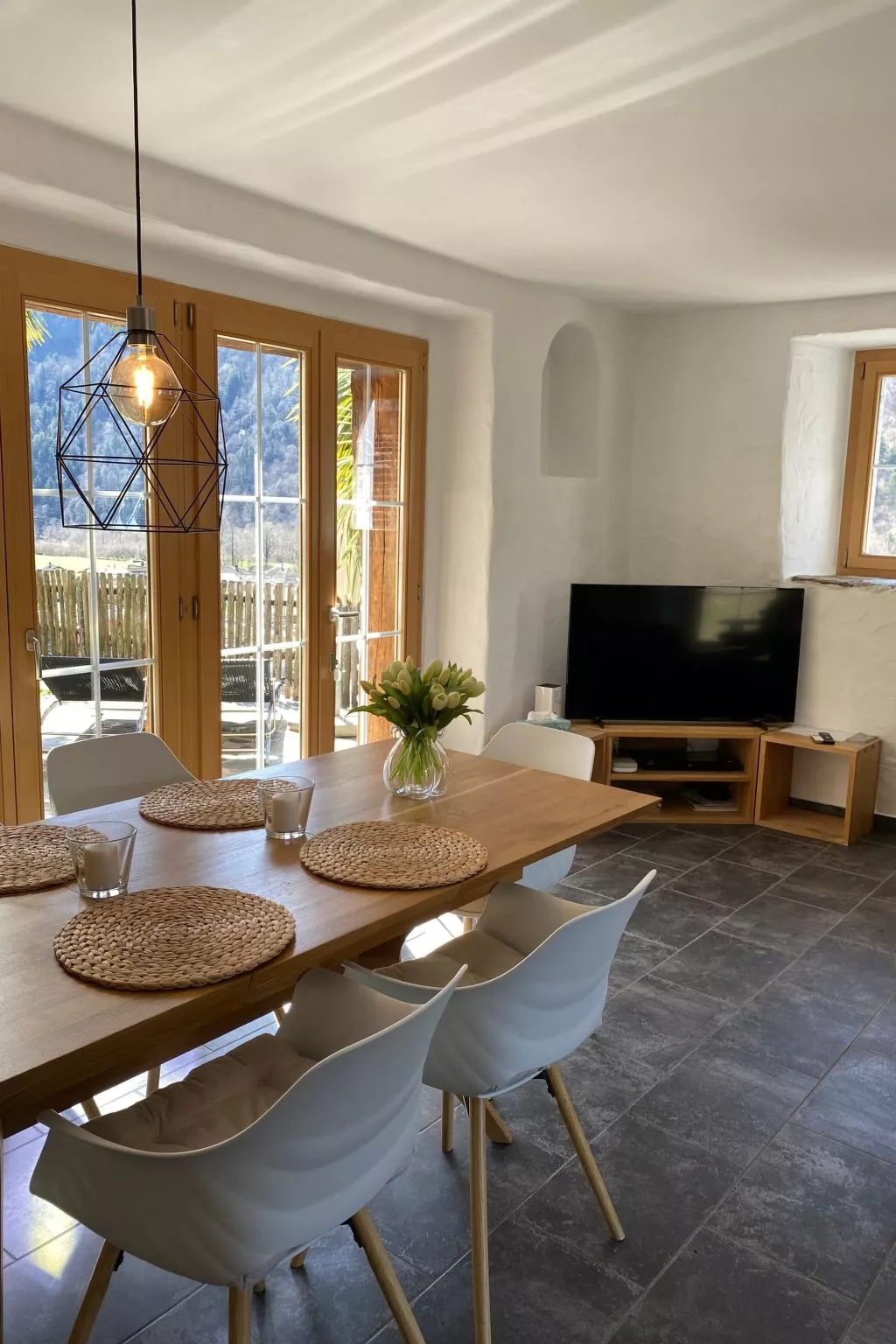 Top -Rustico mit Aussenwhirlpool beheizt und Sauna