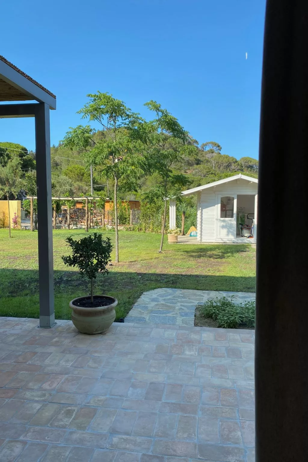 Entspannende Landvilla-Outside