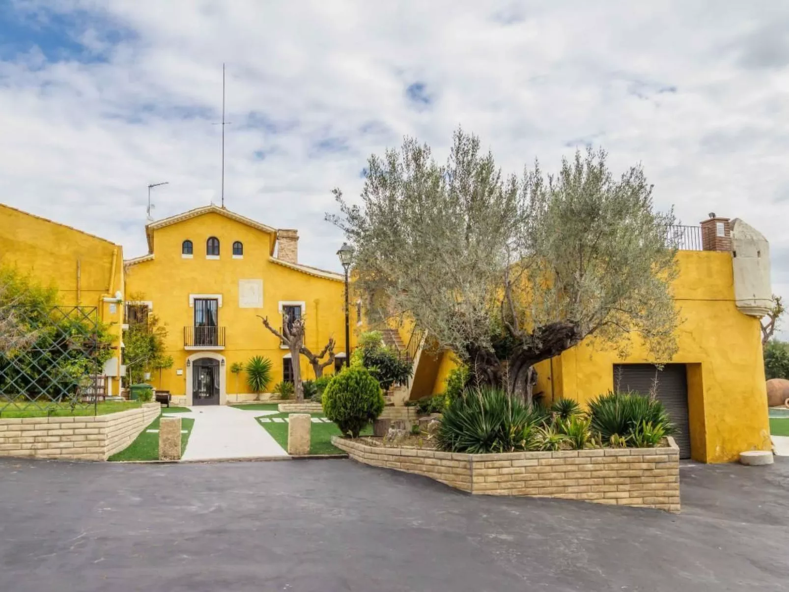 Masia Can Trabal für 24 Gäste mit privatem Pool in der Nähe von Sitges-Image-tags.info