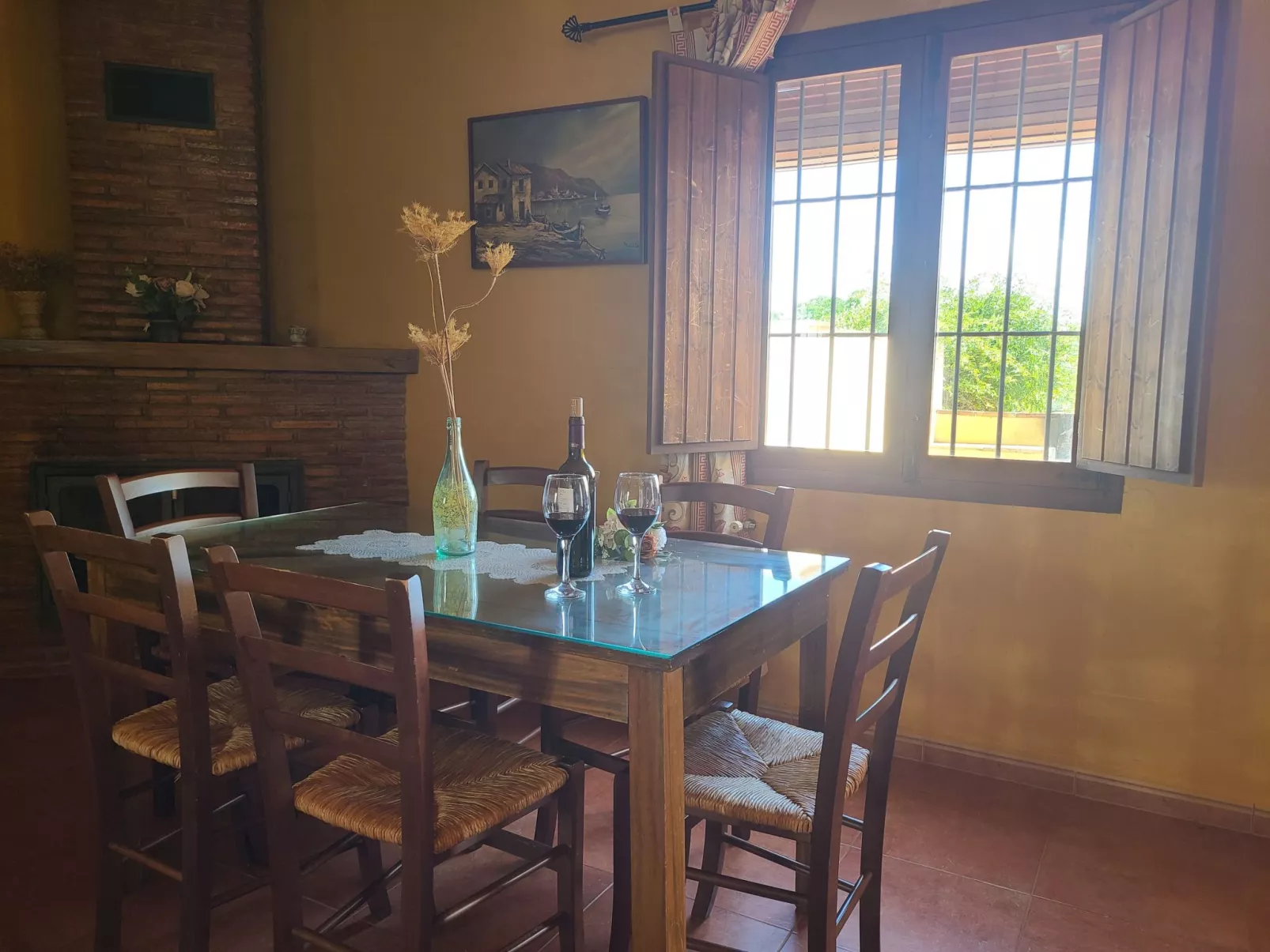 In Algarinejo mit Eigener Terrasse-Drinnen