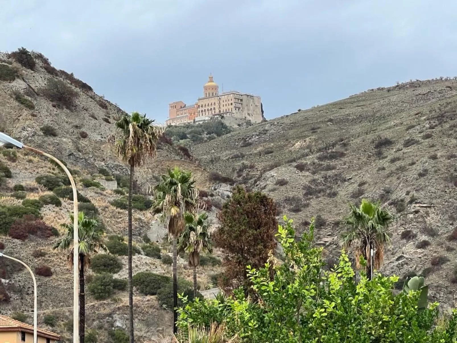 La Baia di Tindari' Ferienwohnung-Outside