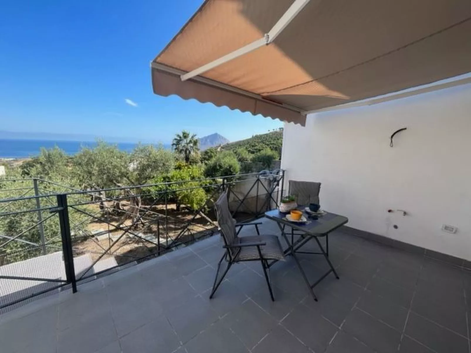 Kleines Haus Valderice-Outside