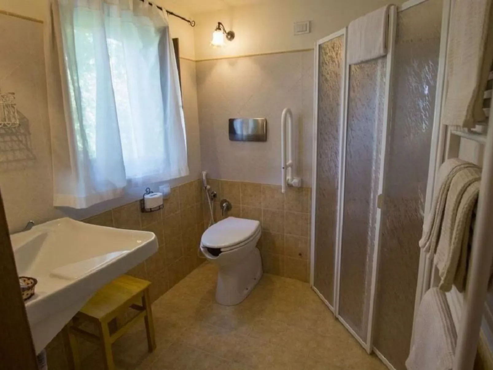 Erschwingliche Villa mit privatem Pool-Inside