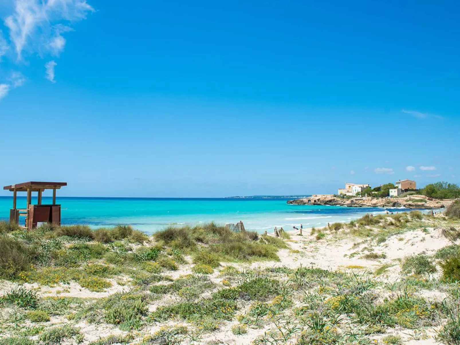 Mit eigenem Garten und Schwimmbad.-Image-tags.info