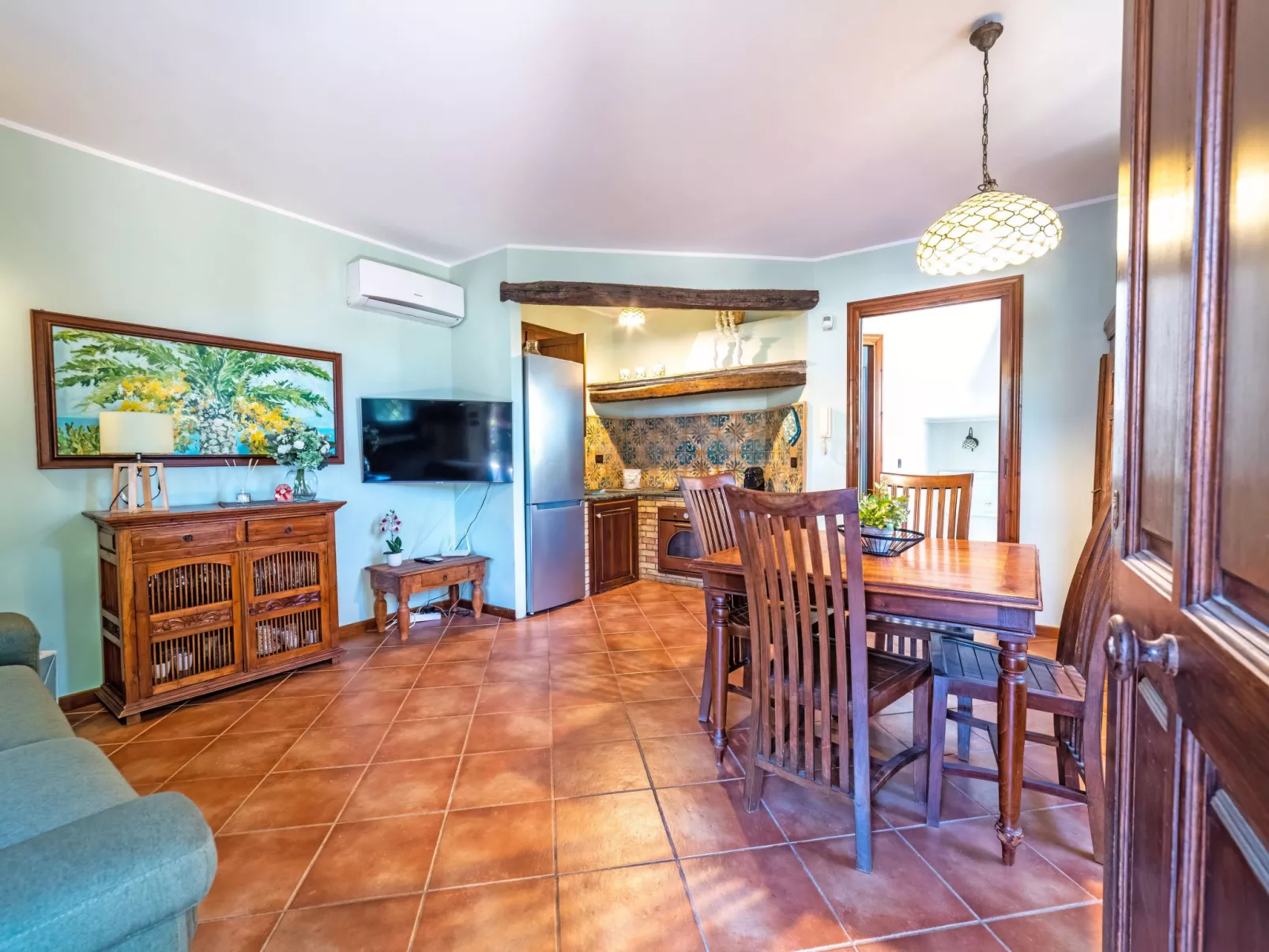 Gemütliches Haus in Carini mit privatem Pool-Drinnen