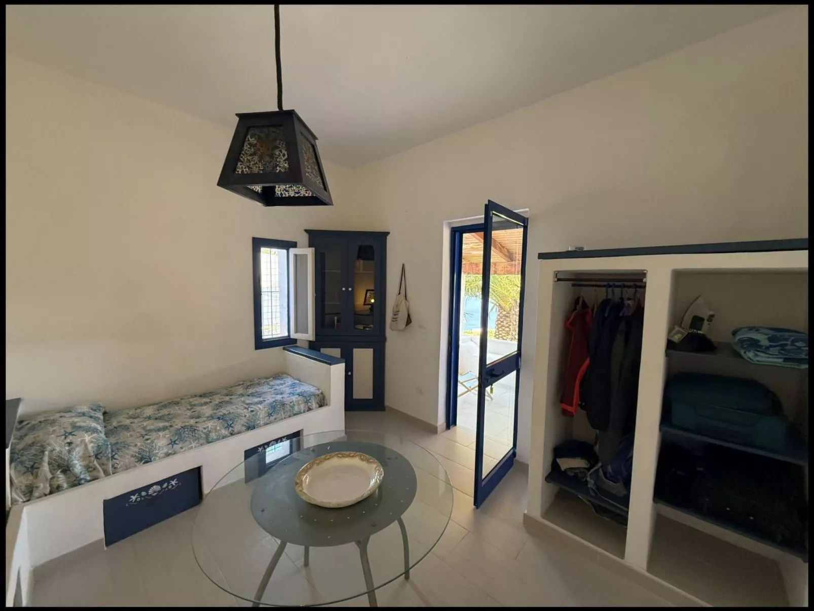 Villa in Panoramasprache, nur wenige Minuten vom Meer entfernt-Dedans