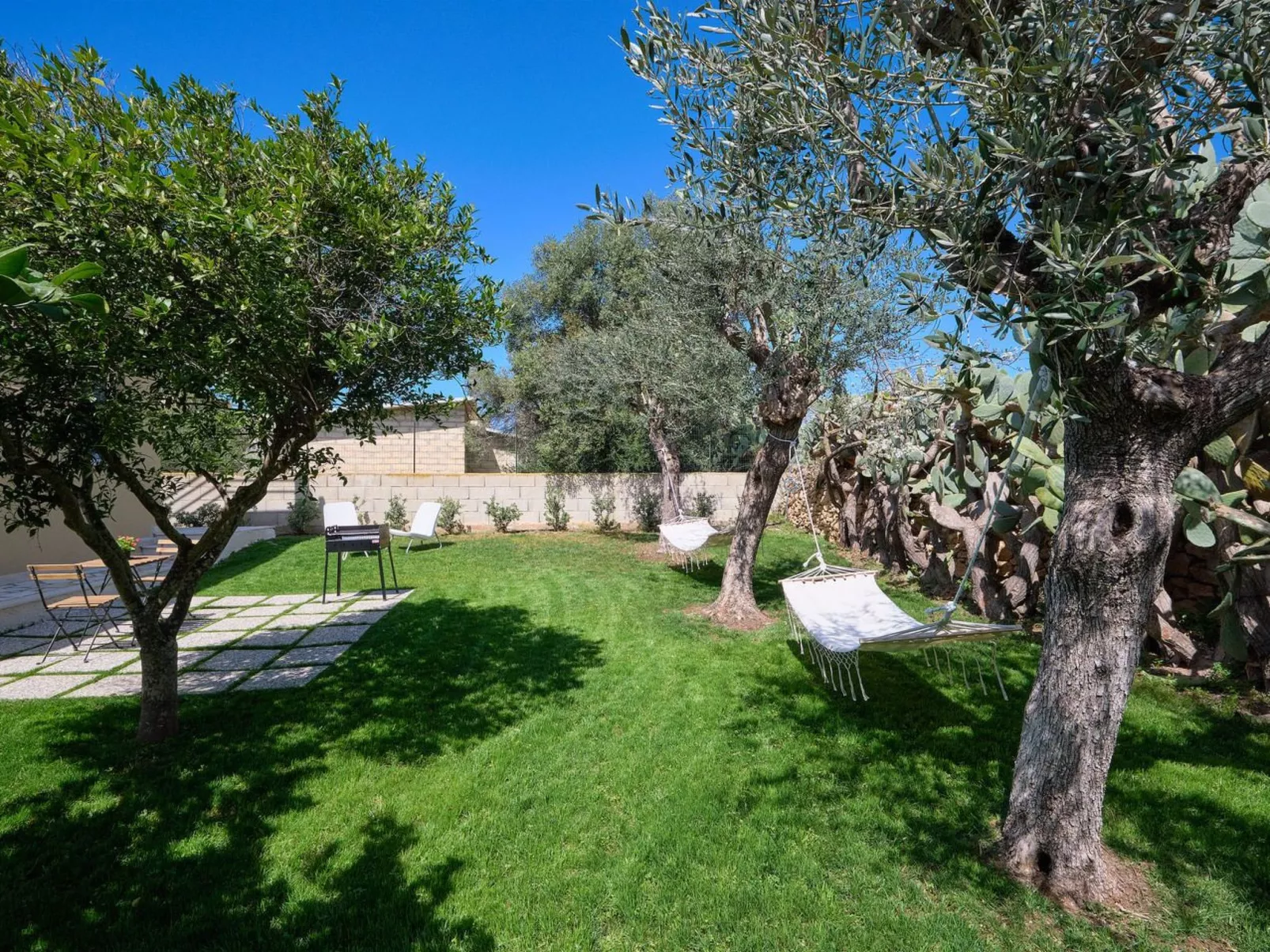 Villa Teti, mit Schwimmbad und in der Nähe des Strandes