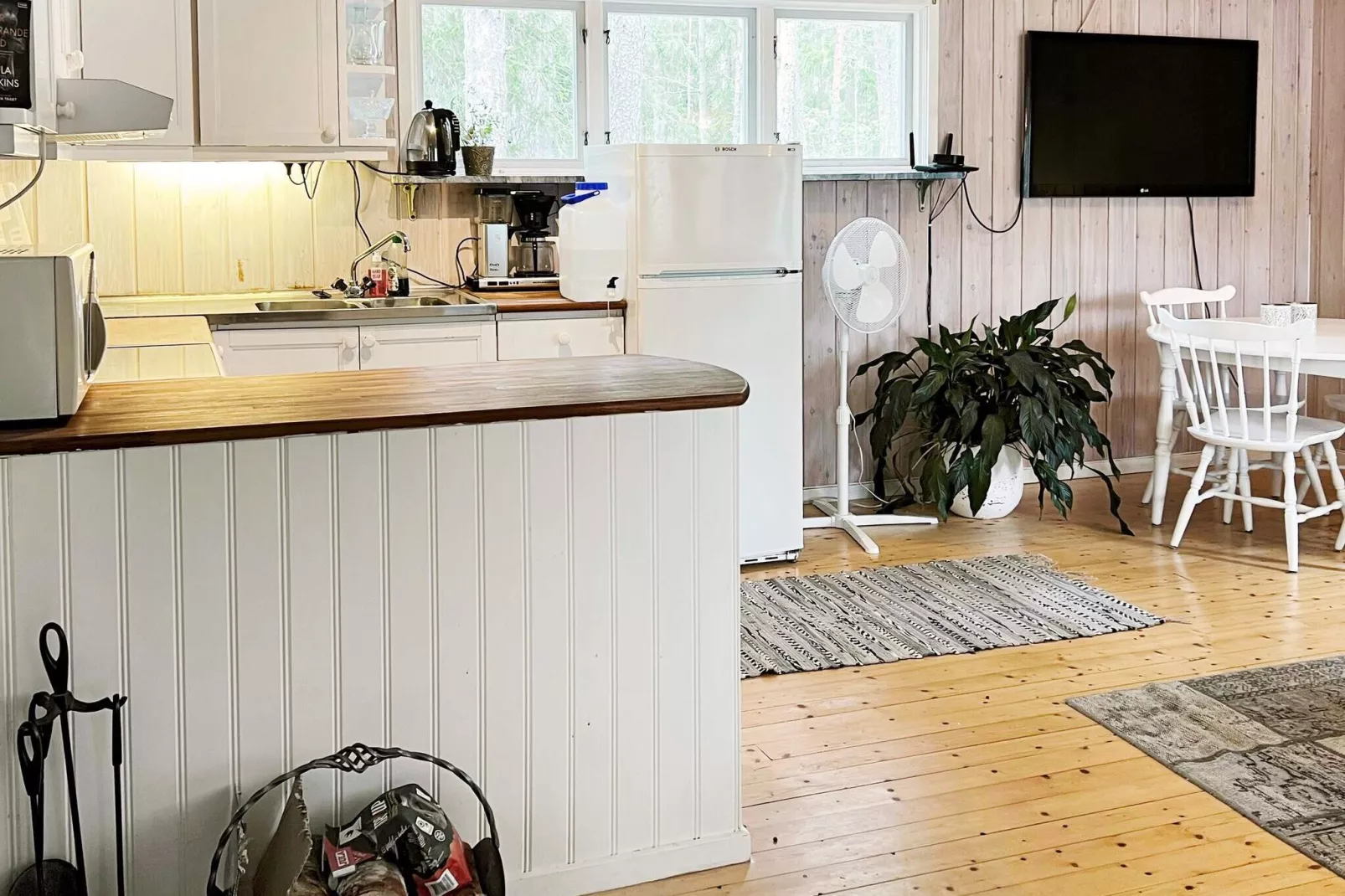 5 person holiday home in DJURHAMN-By Traum-Indoor