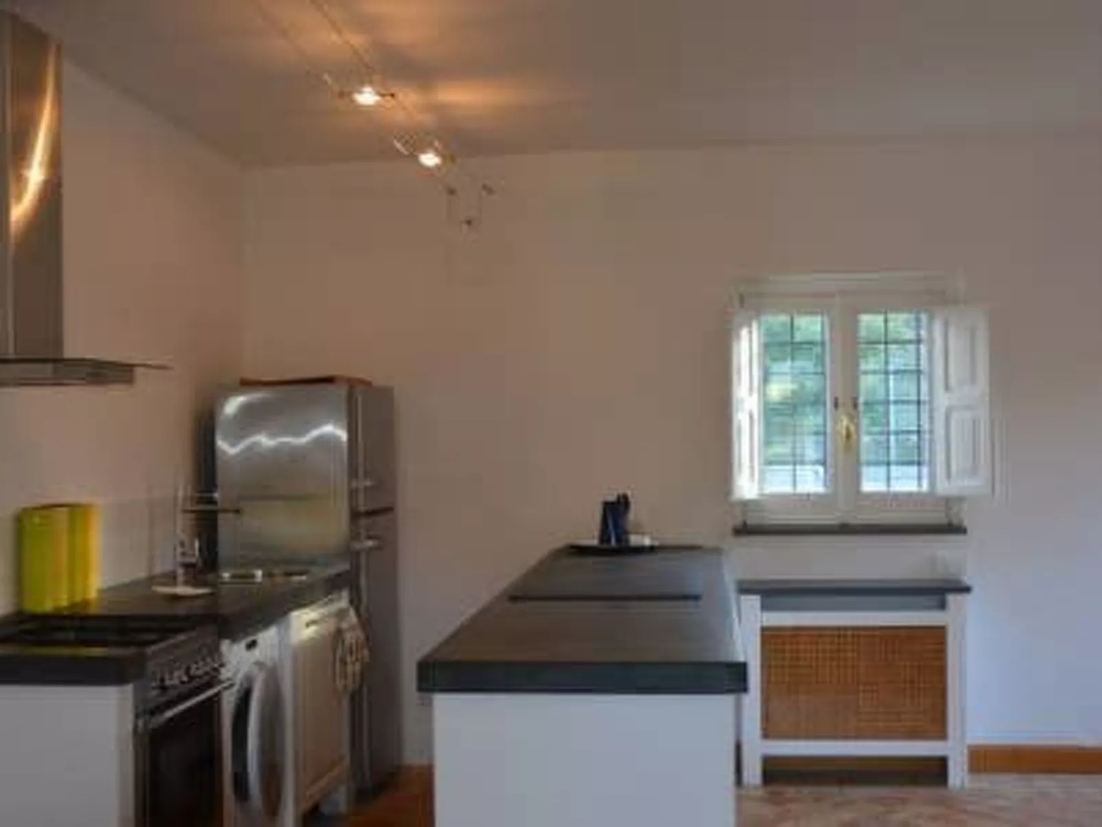 Villa Nocellara", umgeben von Weinbergen