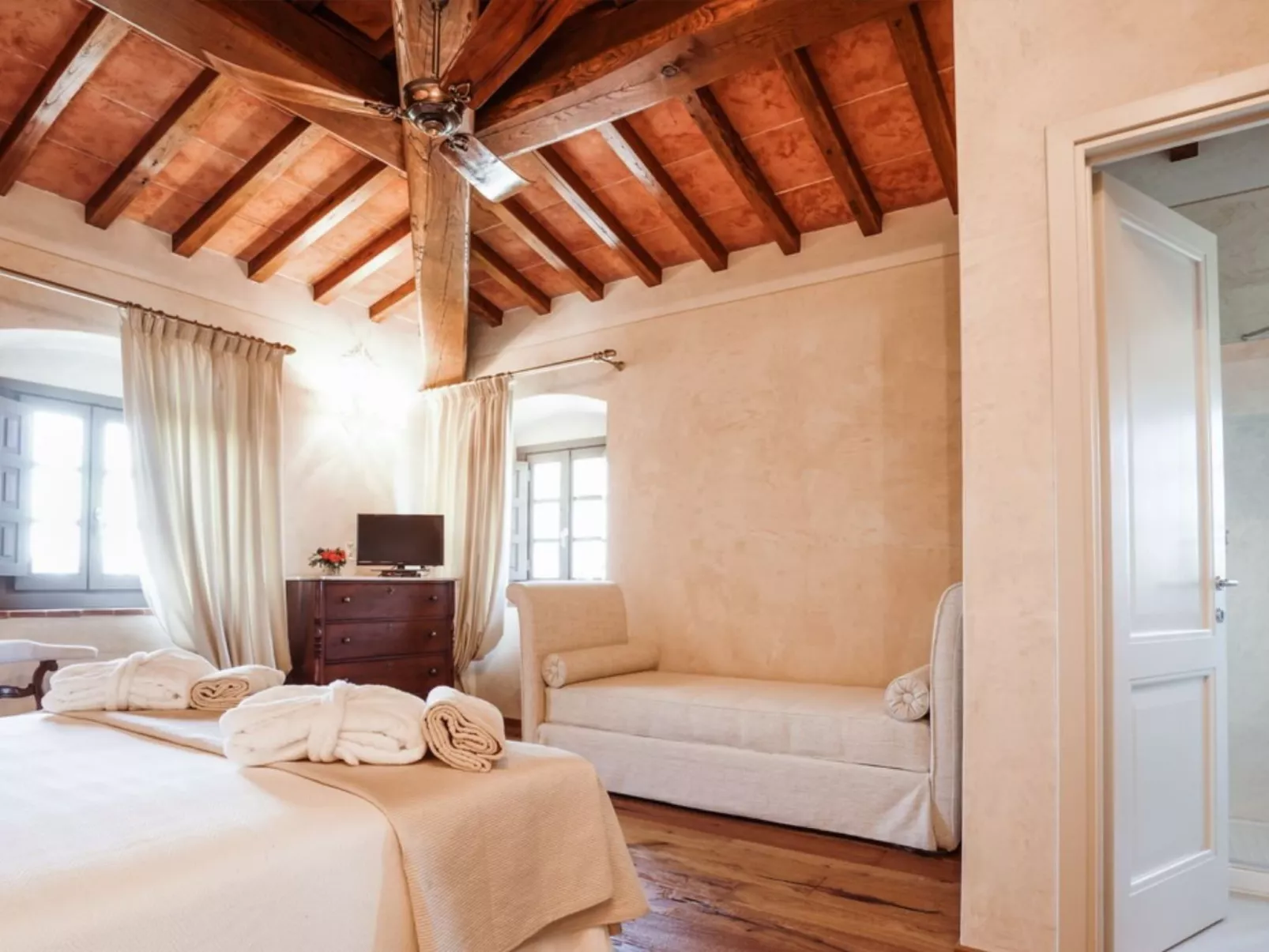 Luxuriöse Villa mit privatem Pool in der Nähe von Firenze-Inside