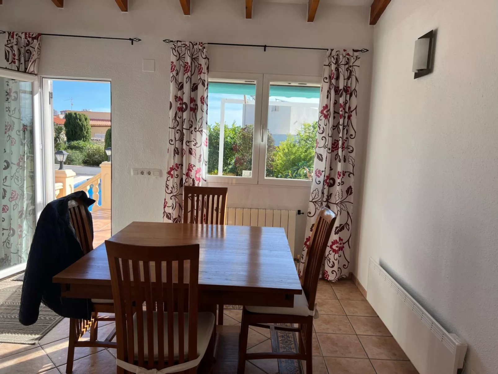 Schicker Bungalow in extrem ruhiger Lage und doch zentral gelegen-Inside