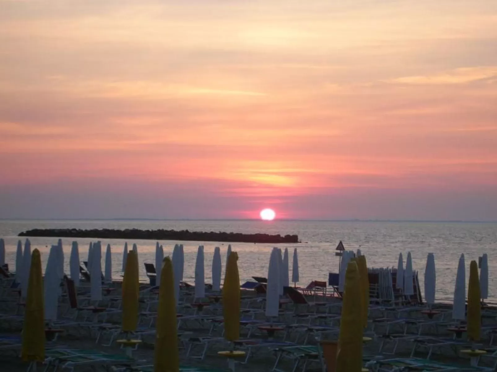 3-Zimmer-Villa, Erdgeschoss, 2 Gärten, Klima