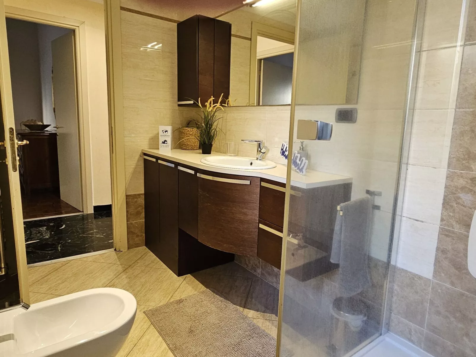 Oase des Friedens von Holiday World-Drinnen