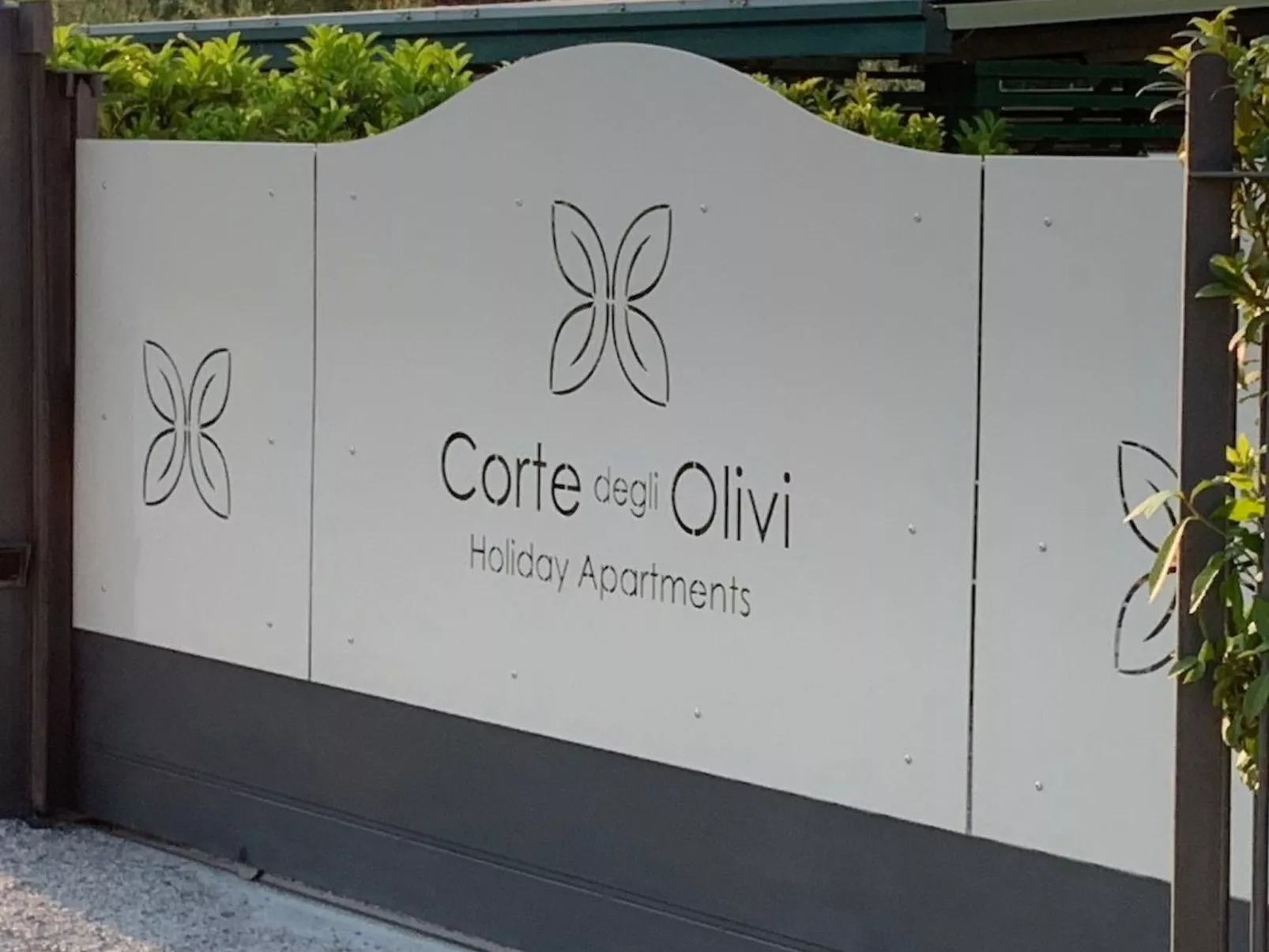 Peony' Wohnung mit Schwimmbad-Dehors