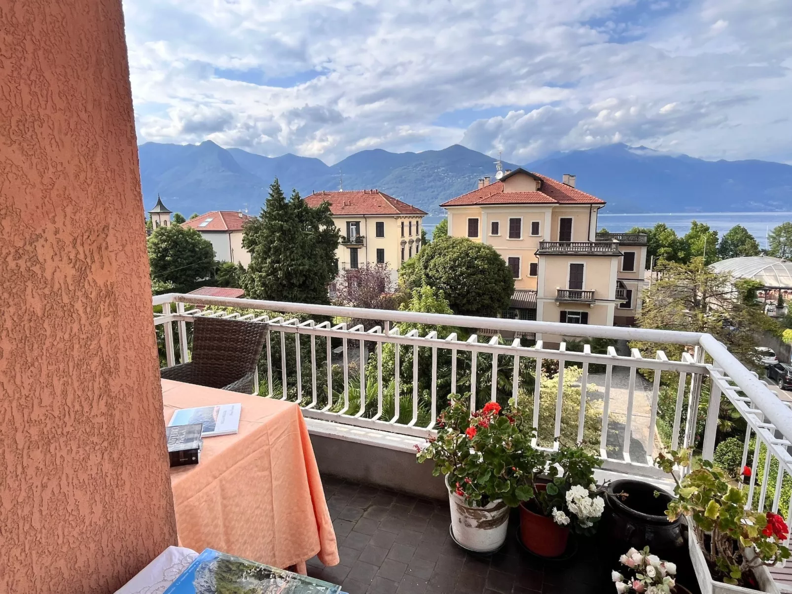 Casa Verdi" am See, nur einen Steinwurf vom Stadtzentrum entfernt