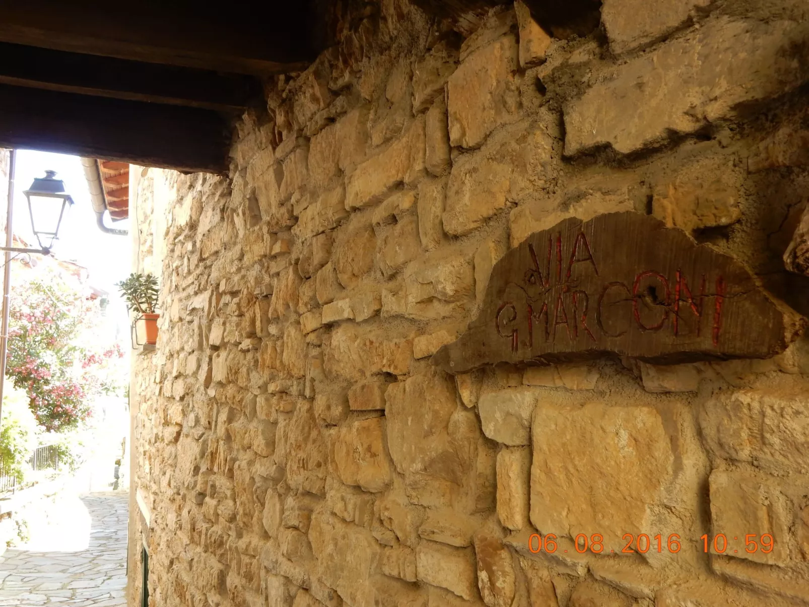 Schönes Ferienhaus mit Garten und Whirlpool-Draußen