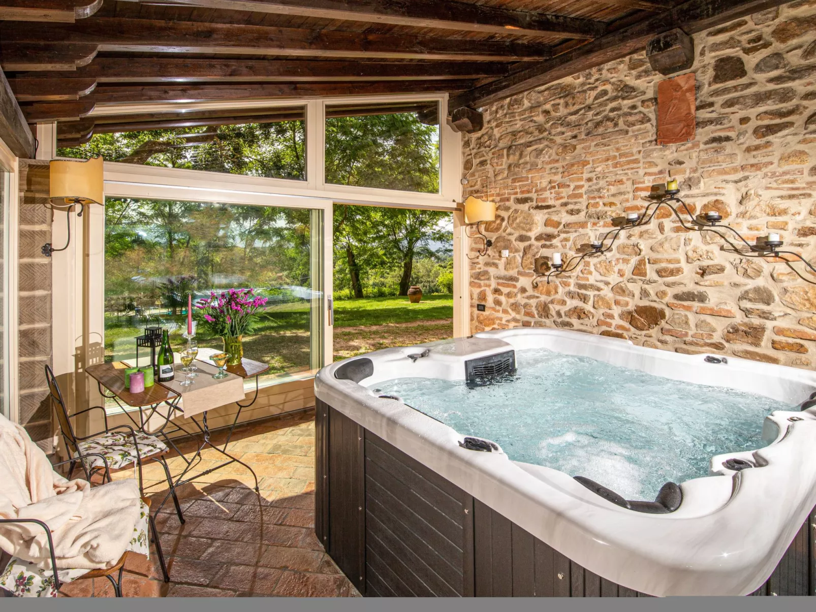 Villa Liz' Anwesen mit privatem Pool