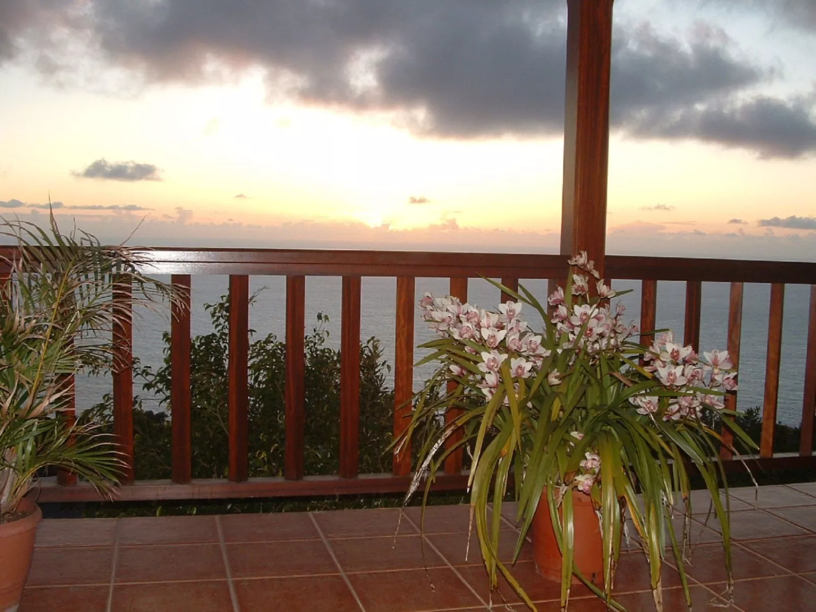 Mit Garten und wunderbarer Aussicht