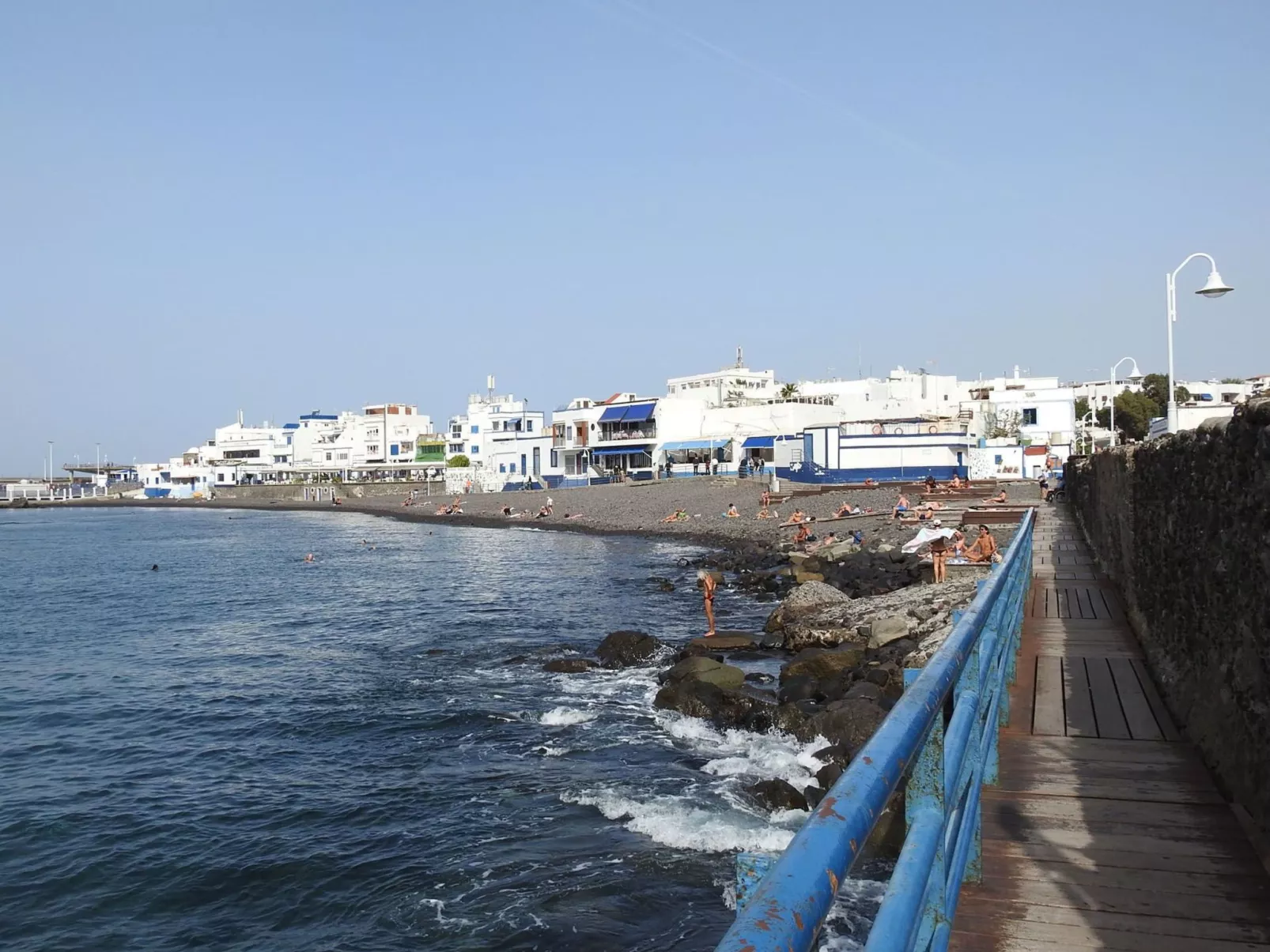 Haus mit Jacuzzi, Blick auf Berge, Meer und Entspannung