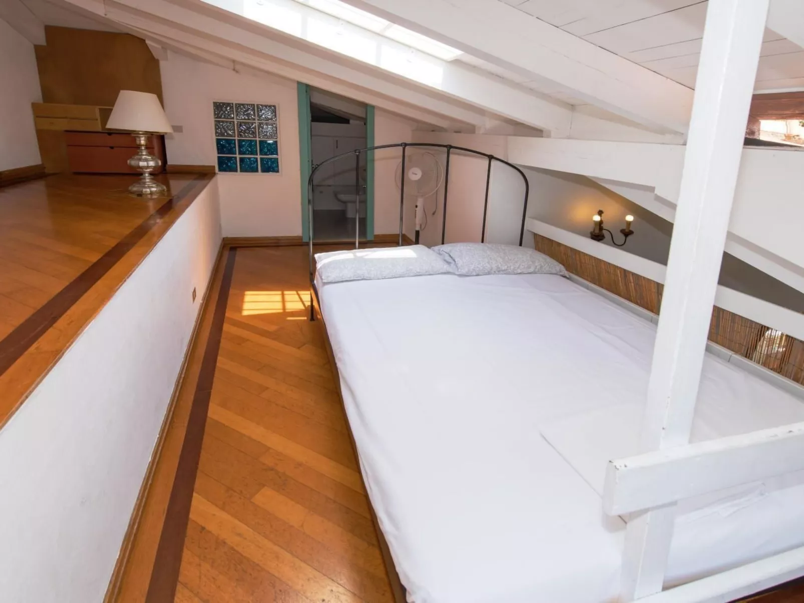 Wohnung mit Parkplatz und Panoramablick-Image-tags.info