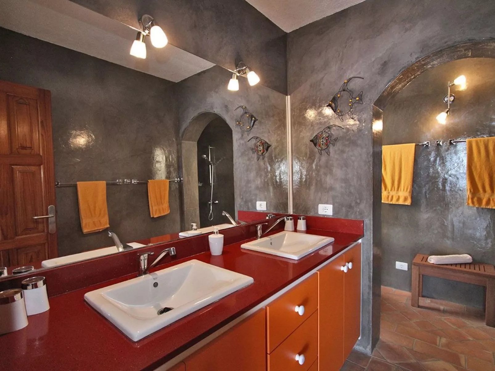 Moijama 6-Image-tags.info