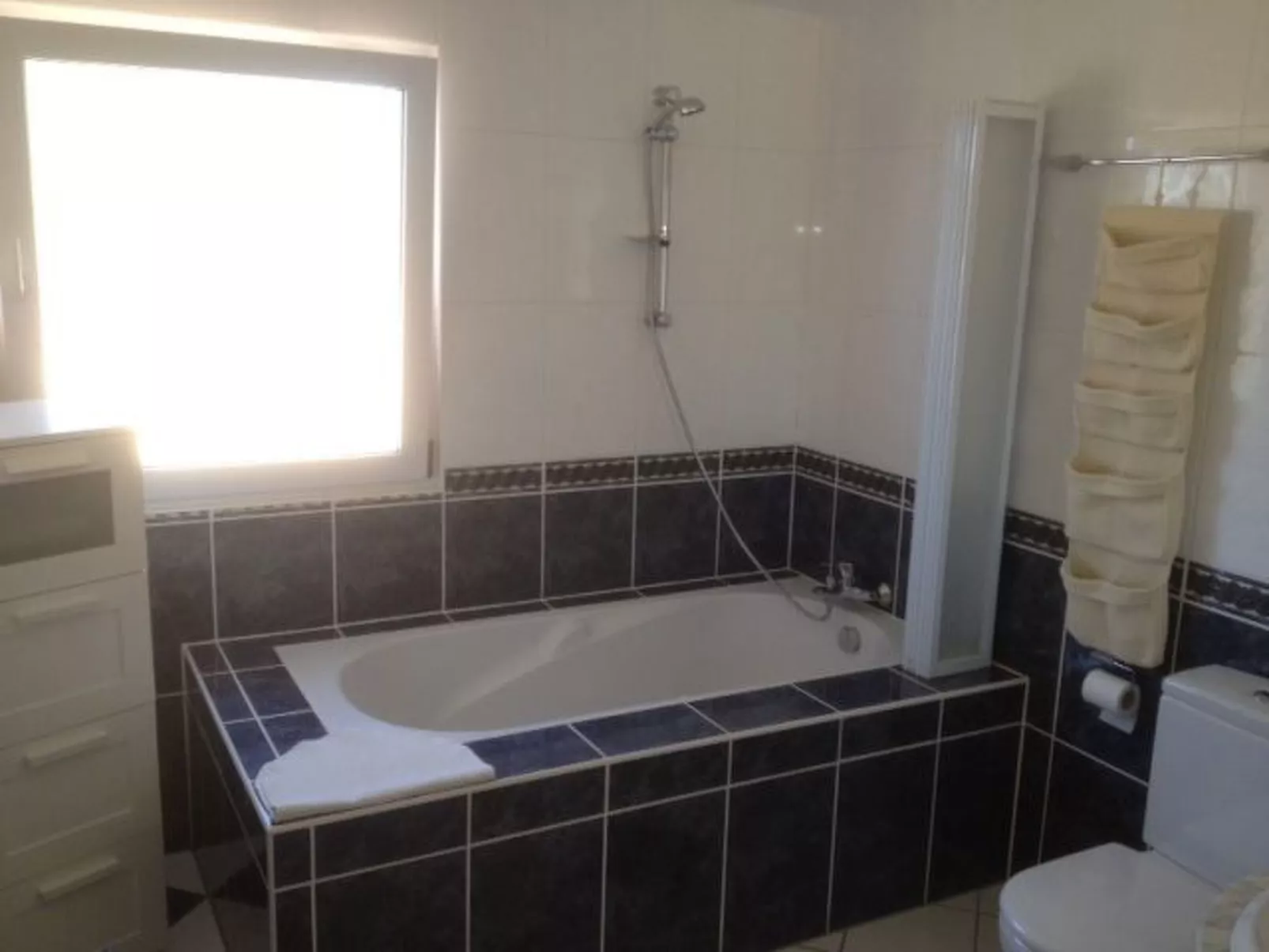 Ferienvilla mit Garten, Grill und Terrasse-Image-tags.info