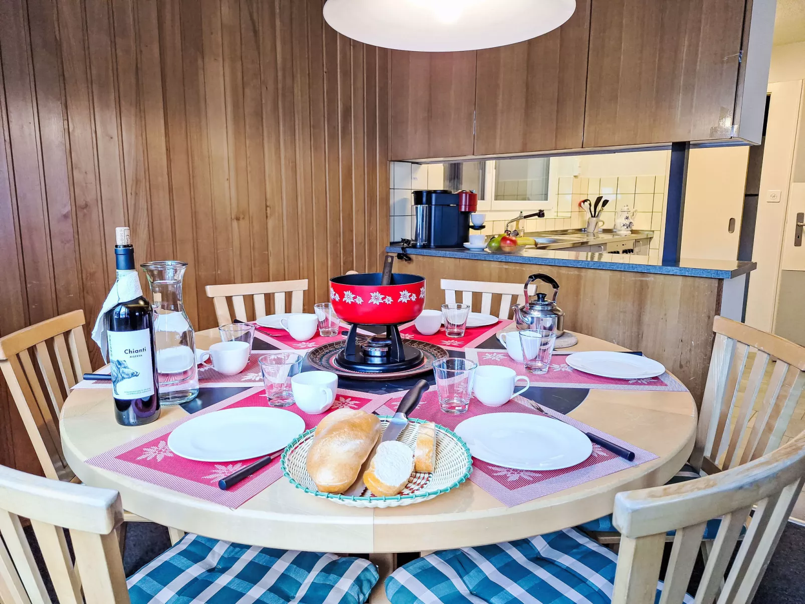 Chalet Shangri La-Inside