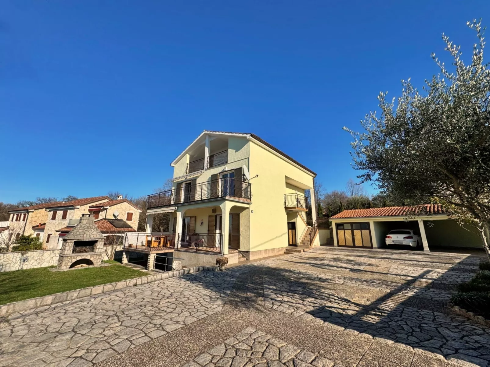 Apartment Pavle-Inside