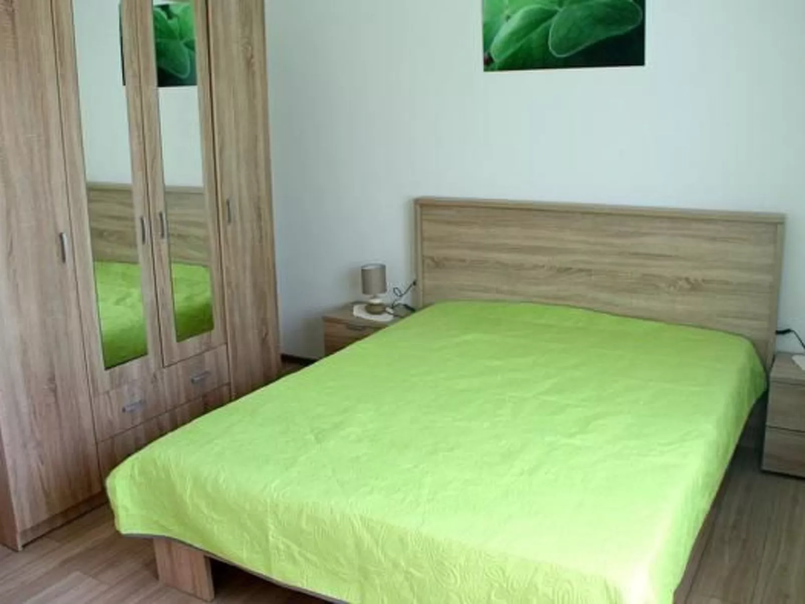 Wohnung im ersten Stock mit Blick aufs Wasser-Drinnen