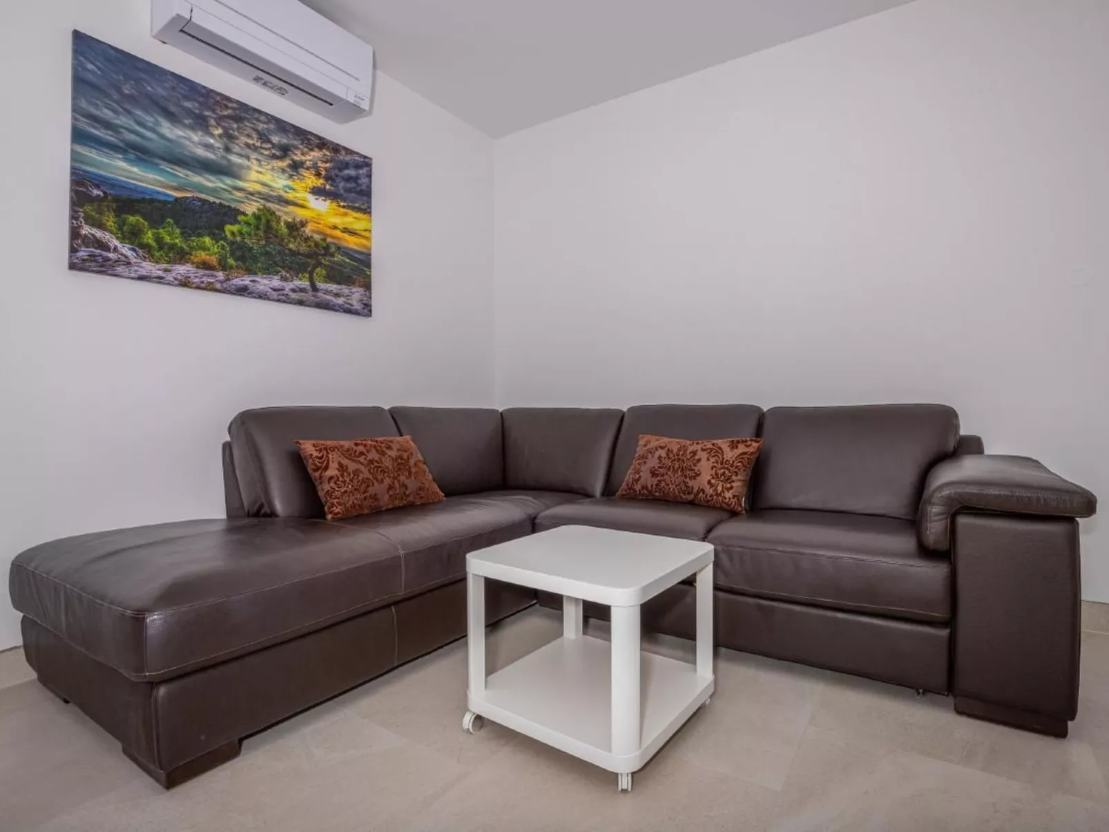 Apartment Konstantin-Drinnen