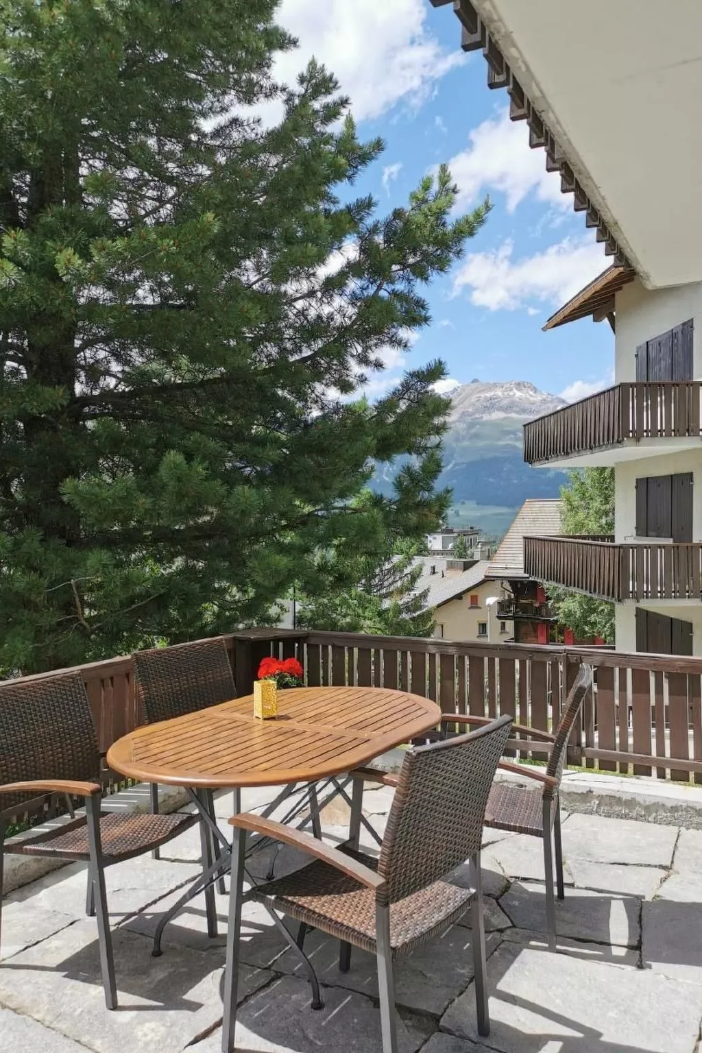 Chesa Andrea, EG-Dedans